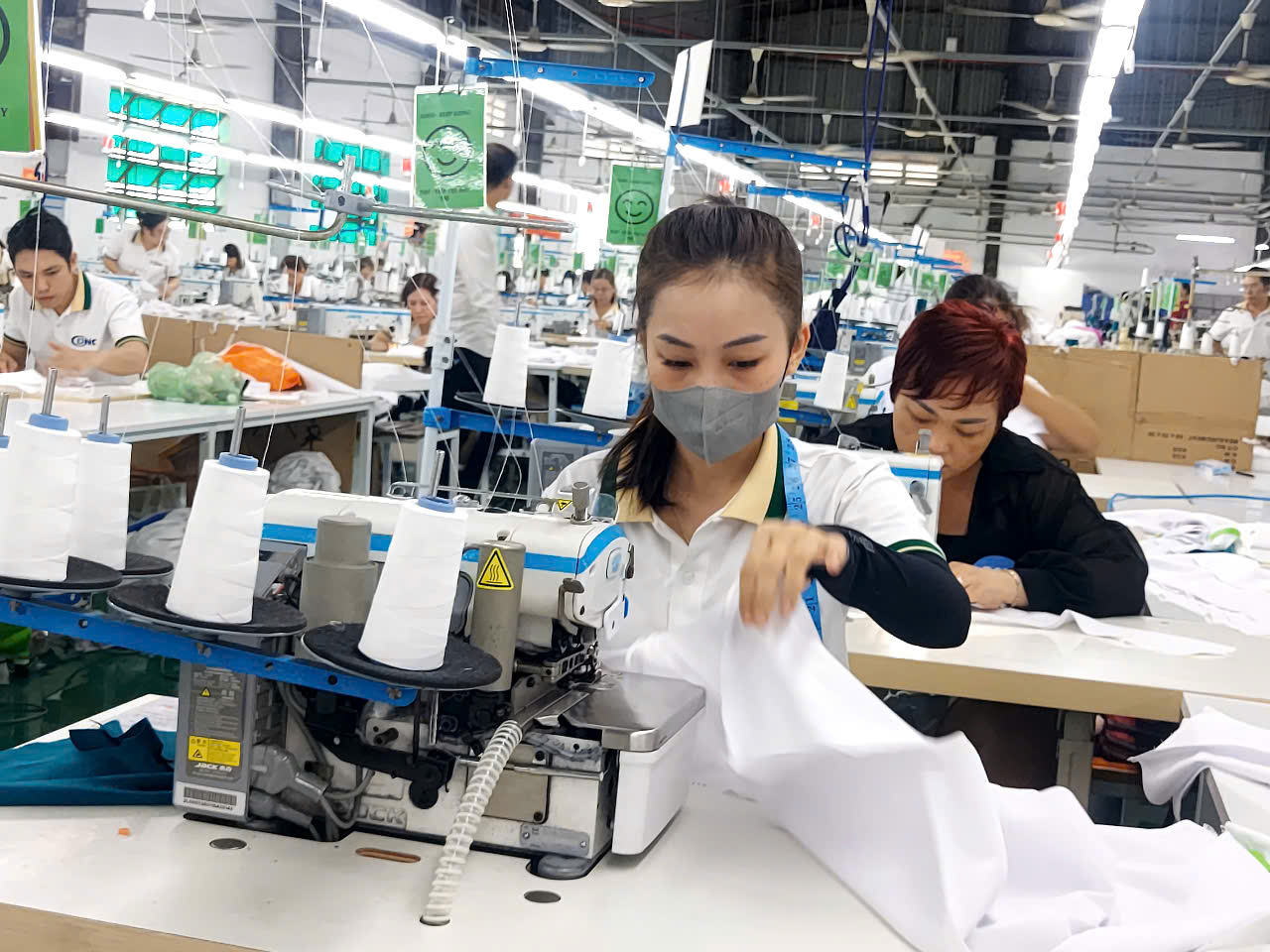 Giải tỏa thắc mắc cho doanh nghiệp - Ảnh 1.