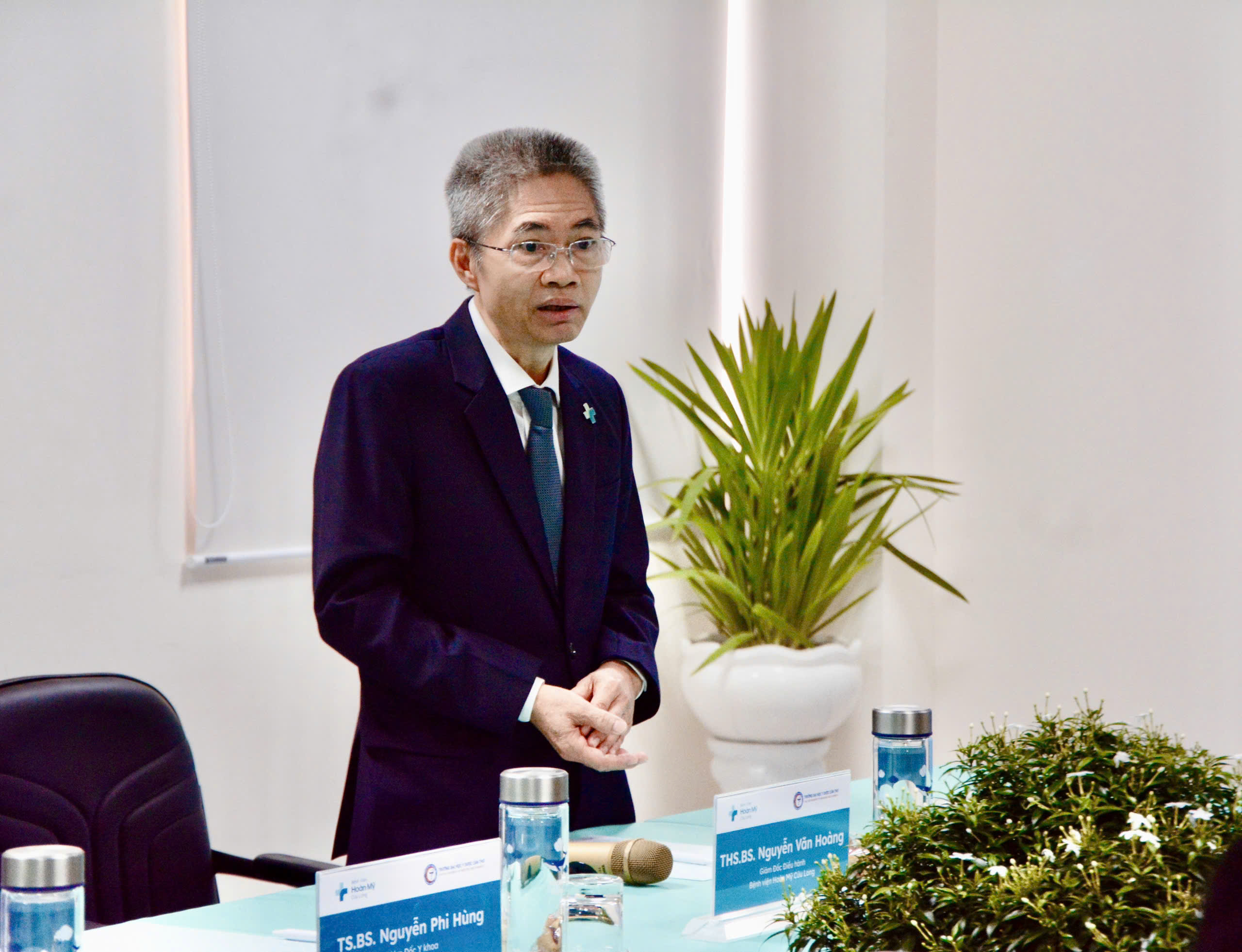 Ký kết hợp tác đào tạo giữa Bệnh viện Hoàn Mỹ Cửu Long và Trường ĐH Y dược Cần Thơ - Ảnh 2.