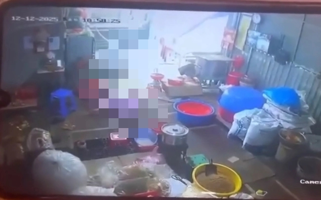 Nghi án chồng chém vợ rồi tự đâm mình trong nhà riêng ở Tây Ninh