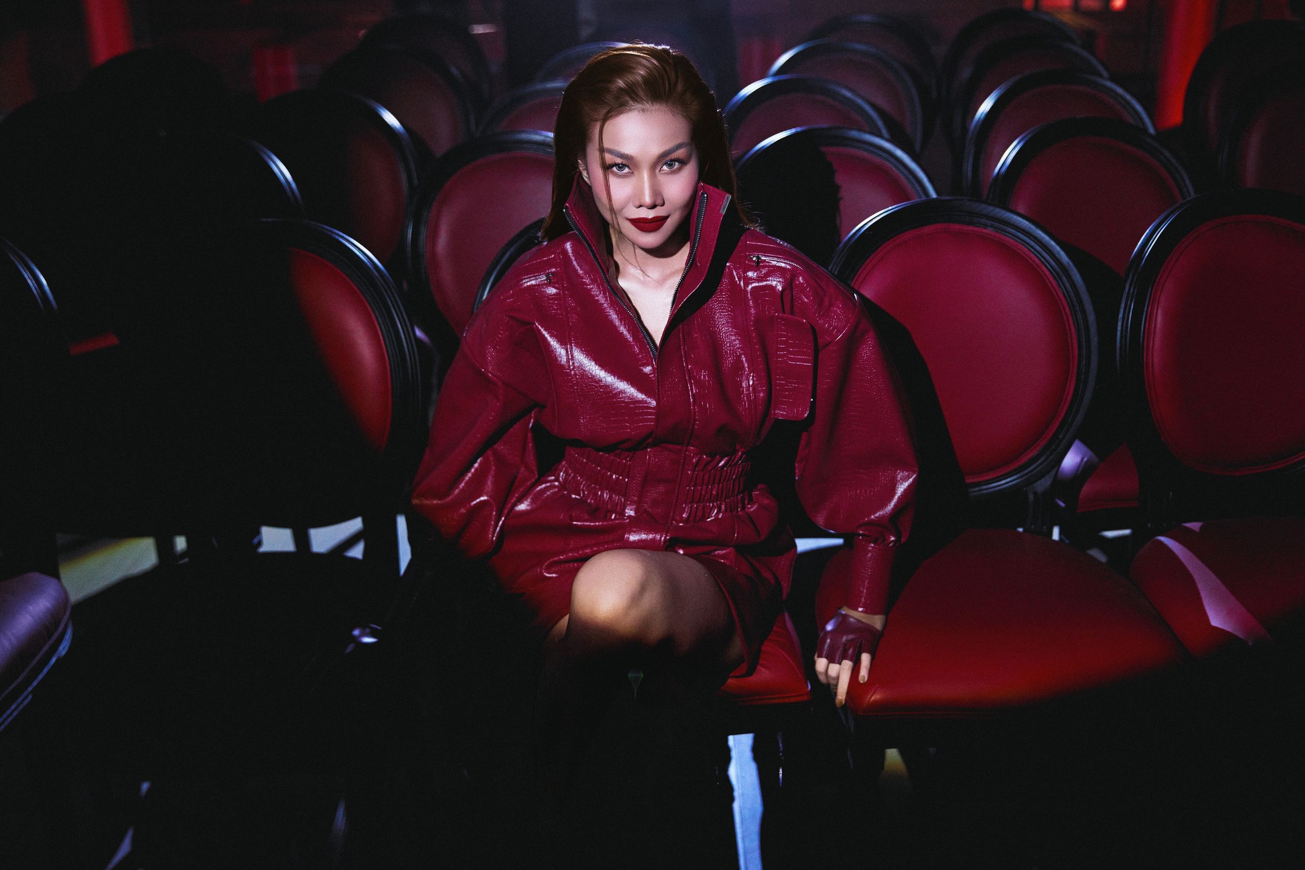 Thanh Hằng "tất bật"  - Ảnh 2.