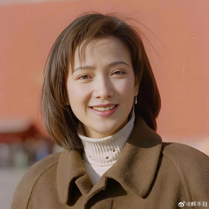 "L&yacute; Sư Sư xinh đẹp nhất" H&agrave; T&igrave;nh qua đời - Ảnh 1.