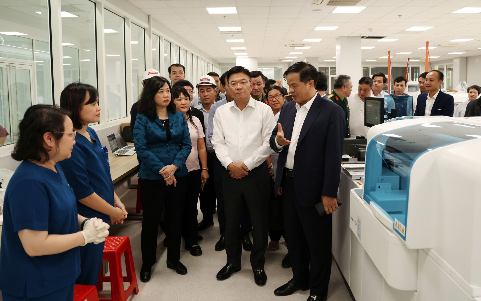 ĐỘT PHÁ HẠ TẦNG, KIẾN TẠO VỊ THẾ (*): Sẵn sàng vận hành 2 bệnh viện ngàn tỉ