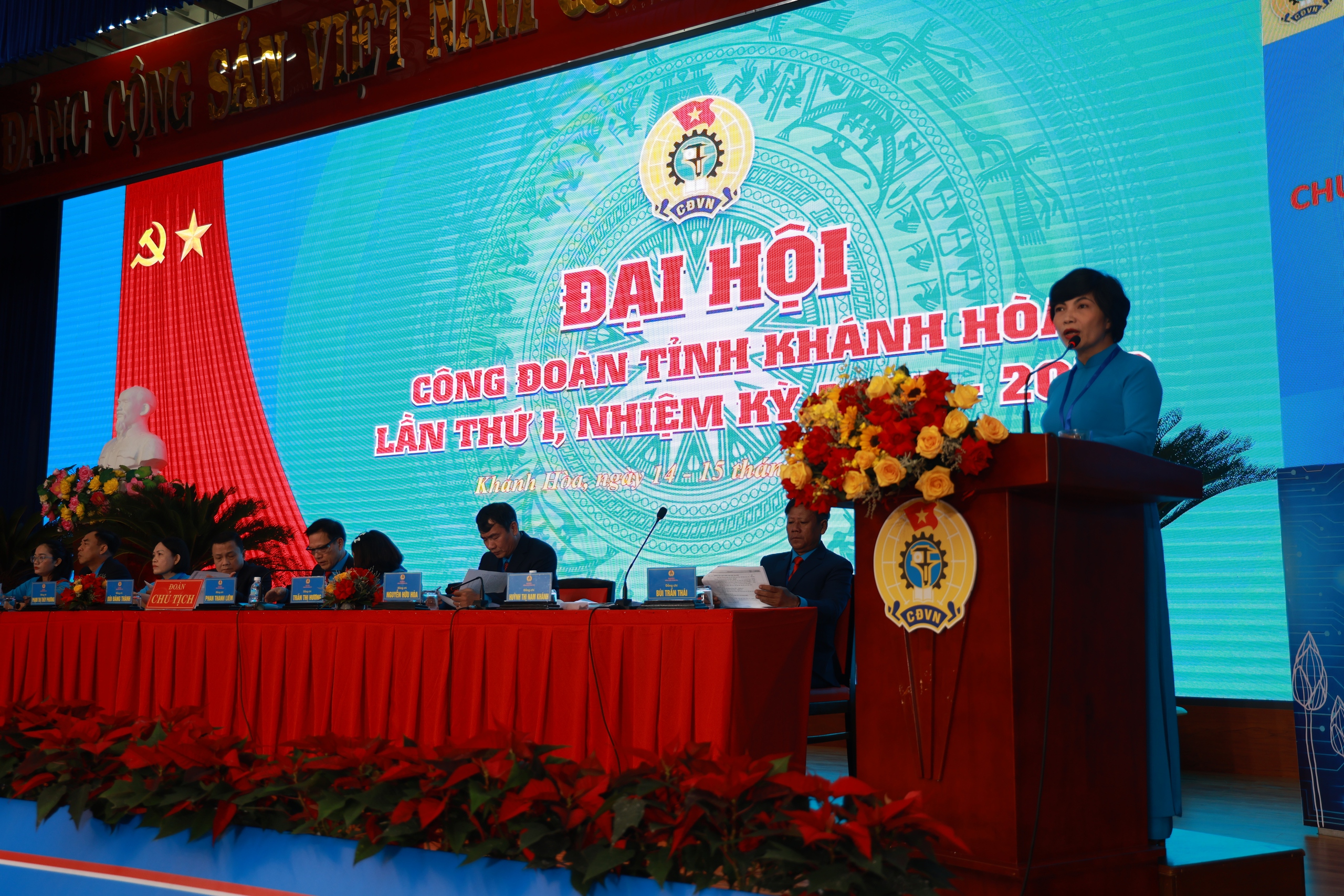 C&ocirc;ng đo&agrave;n Kh&aacute;nh H&ograve;a: Chăm lo thiết thực người lao động, quyết t&acirc;m đổi mới trong nhiệm kỳ 2025-2030 - Ảnh 7.