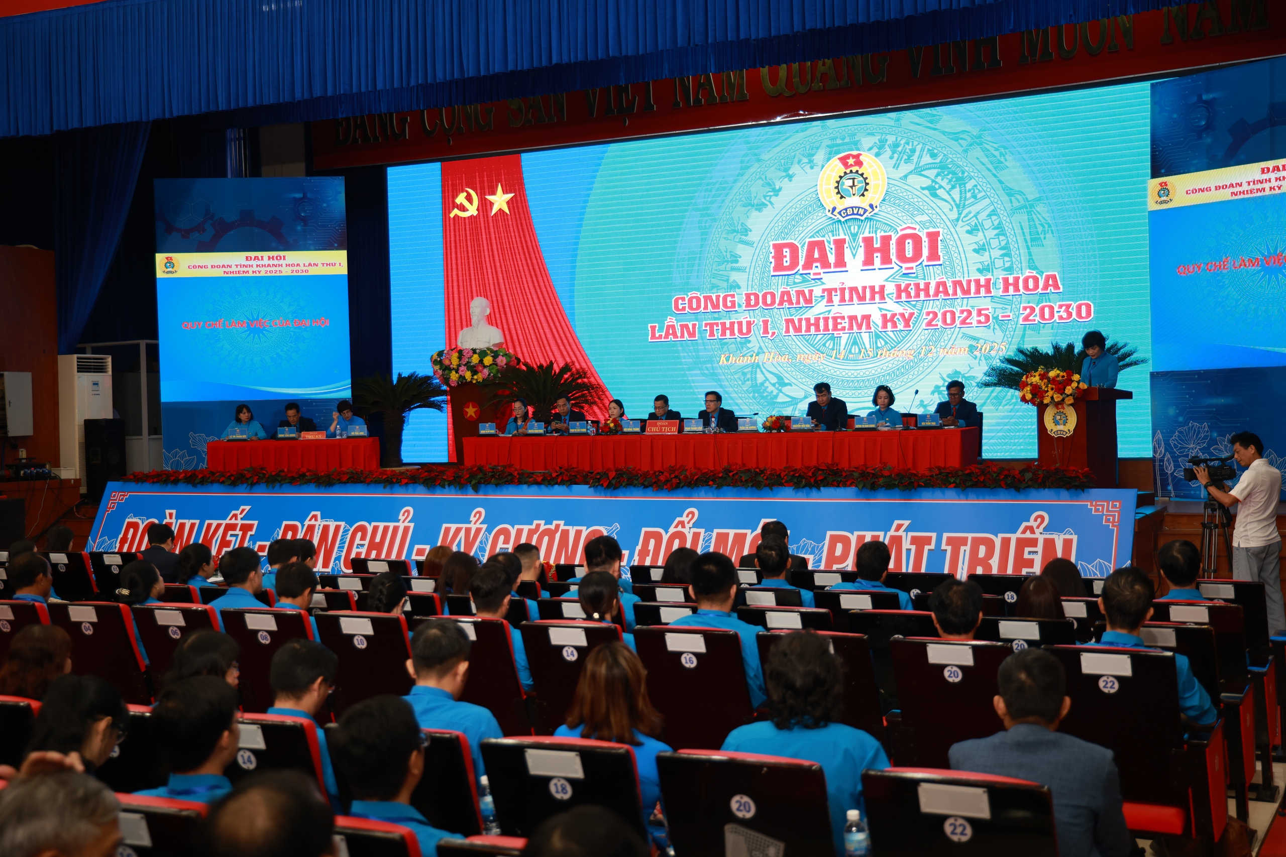 C&ocirc;ng đo&agrave;n Kh&aacute;nh H&ograve;a: Chăm lo thiết thực người lao động, quyết t&acirc;m đổi mới trong nhiệm kỳ 2025-2030 - Ảnh 2.