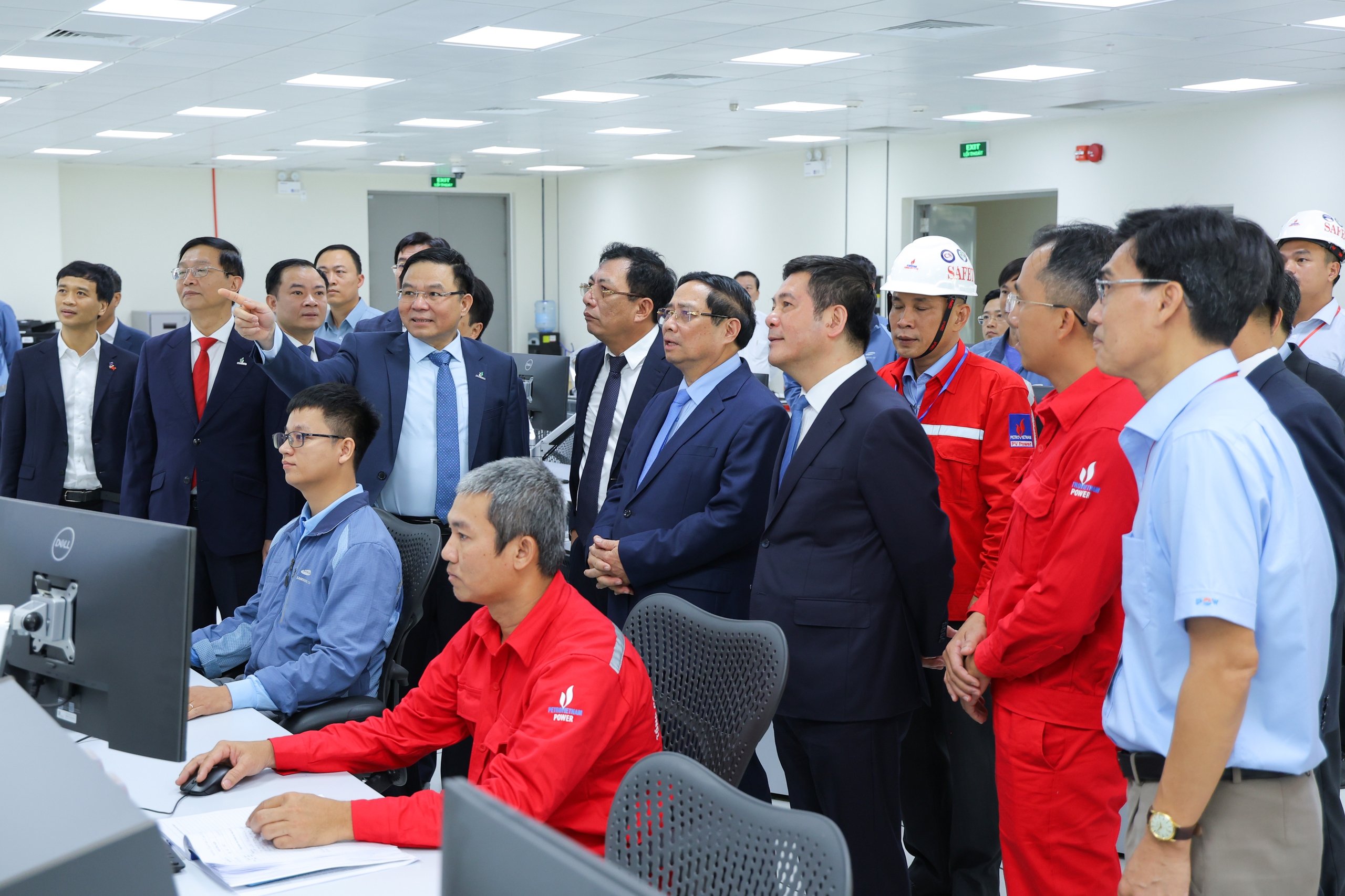 Thủ tướng Phạm Minh Chính khánh thành nhà máy điện khí LNG 1 , 4 tỉ USD tại Đồng Nai - Ảnh 2.