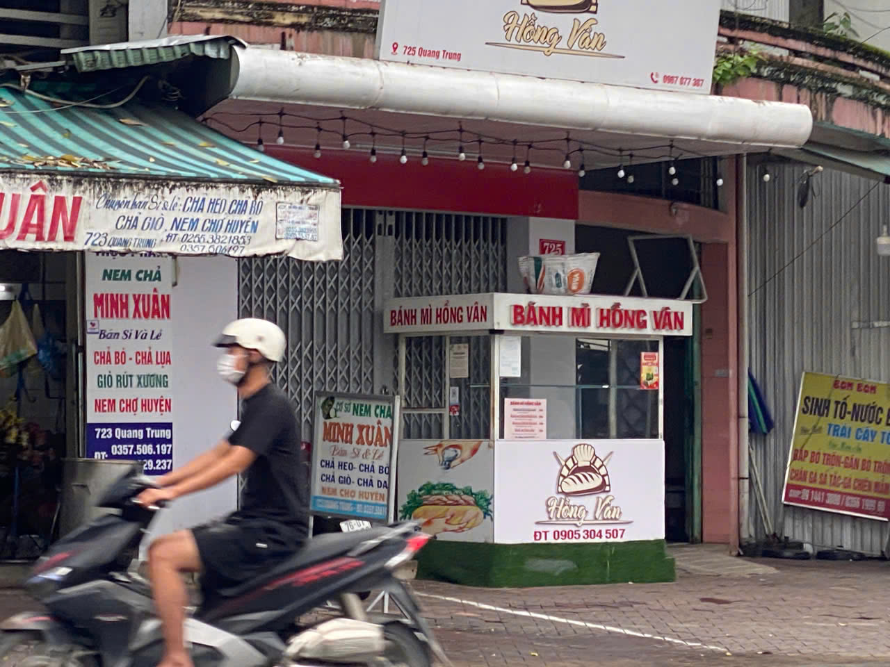 Đ&igrave;nh chỉ cơ sở b&aacute;nh m&igrave; Hồng V&acirc;n sau khi c&oacute; 78 người nhập viện - Ảnh 3.