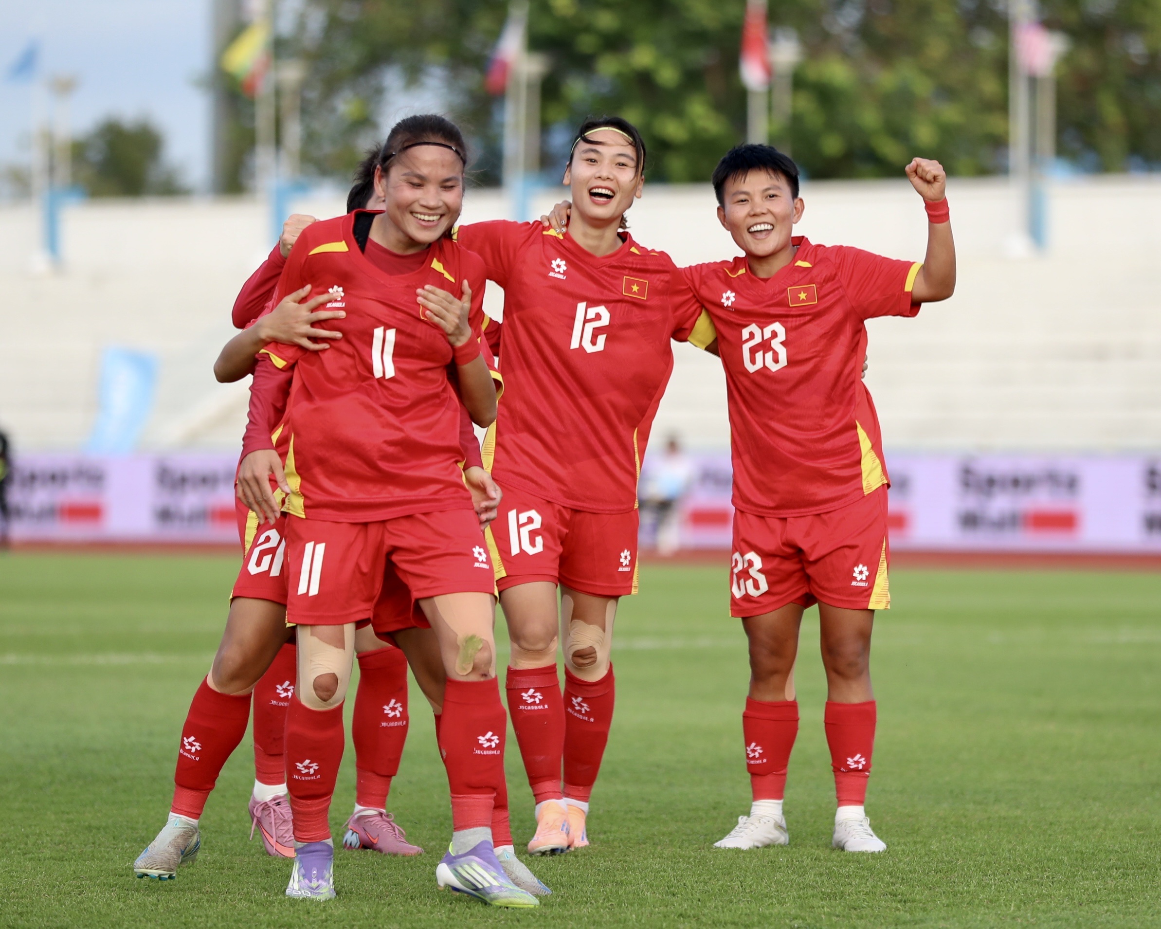 Tuyển nữ Việt Nam nhận thưởng nửa tỉ đồng khi c&oacute; trận chung kết SEA Games thứ 5 li&ecirc;n tiếp - Ảnh 1.