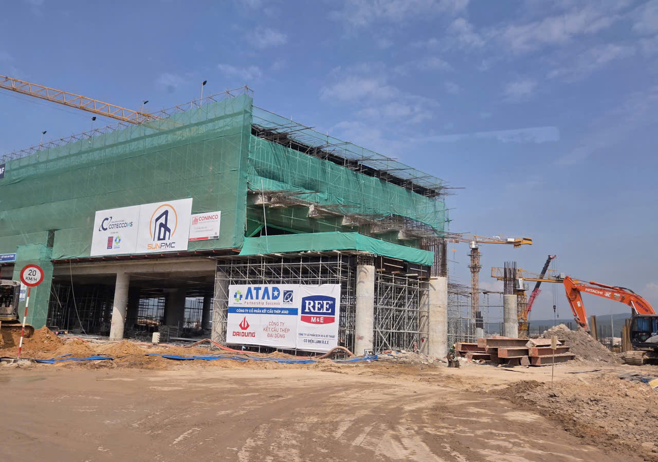Cận cảnh đại c&ocirc;ng trường mở rộng s&acirc;n bay Ph&uacute; Quốc 20 triệu kh&aacute;ch mỗi năm - Ảnh 3.