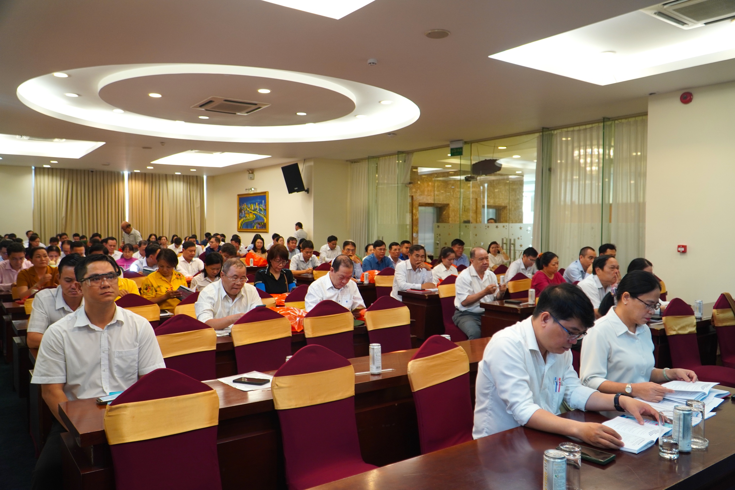 TPHCM: Hành trình về nguồn cán bộ "Dân vận khéo" - Ảnh 2.