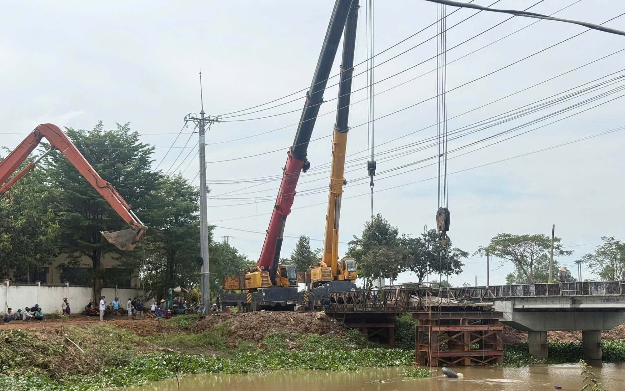 Cầu tạm Ông Mười Tâm bị sập, Tây Ninh ra thông báo khẩn