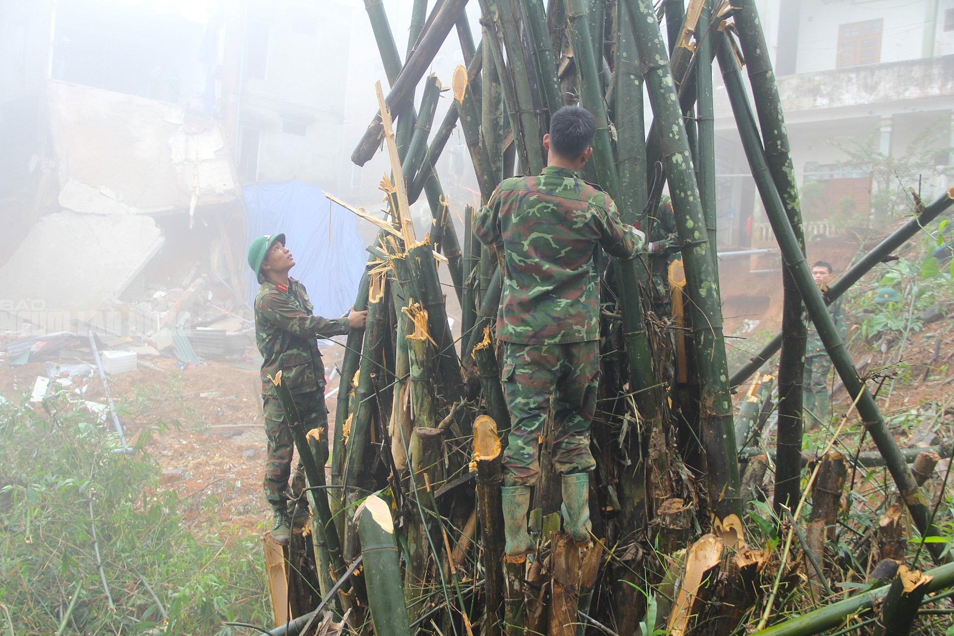 C&ocirc;ng tr&igrave;nh chống sụt trượt Khe Sanh khẩn trương triển khai giữa Sương m&ugrave; d&agrave;y đặc - Ảnh 7.