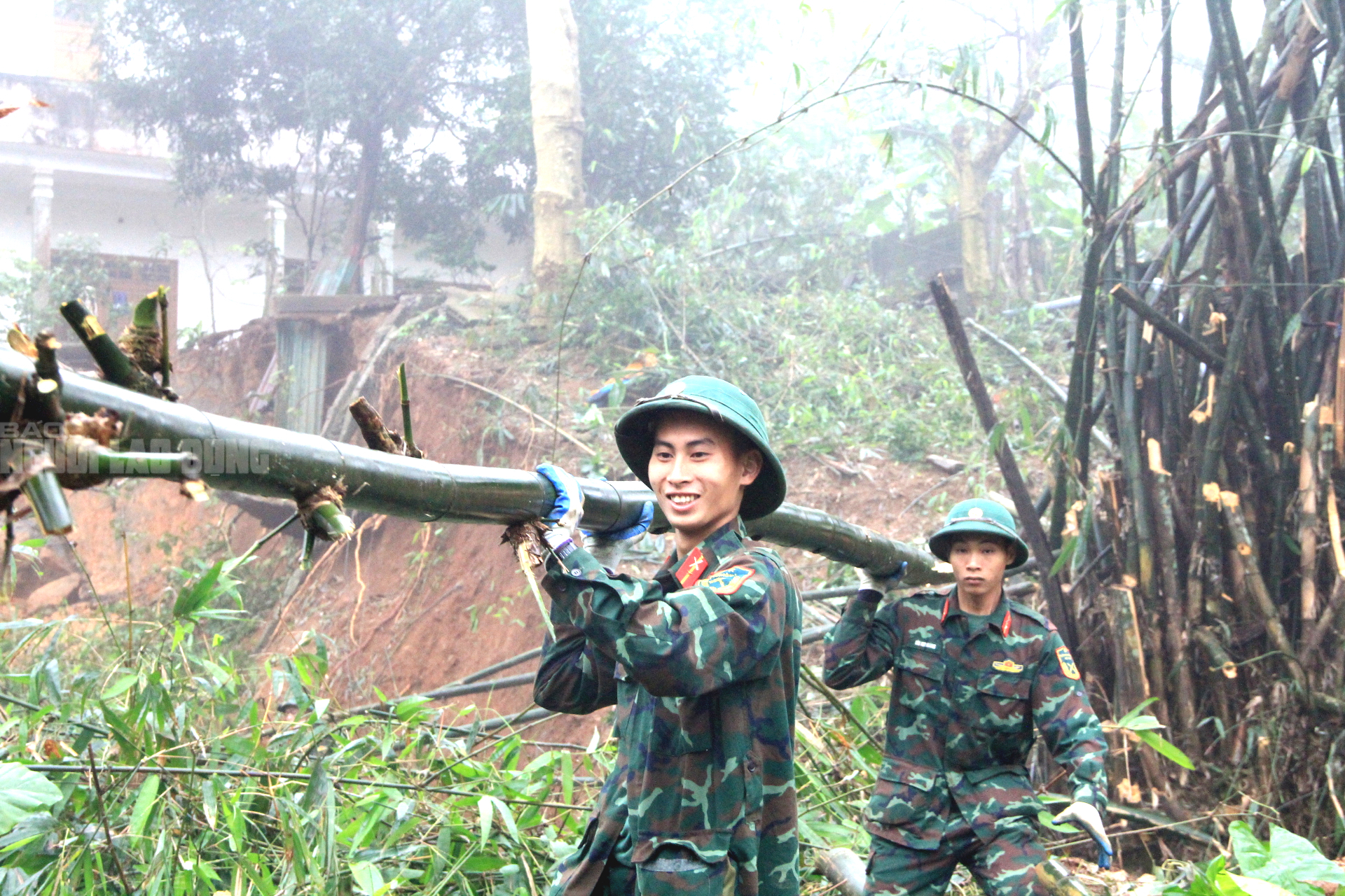 C&ocirc;ng tr&igrave;nh chống sụt trượt Khe Sanh khẩn trương triển khai giữa Sương m&ugrave; d&agrave;y đặc - Ảnh 11.