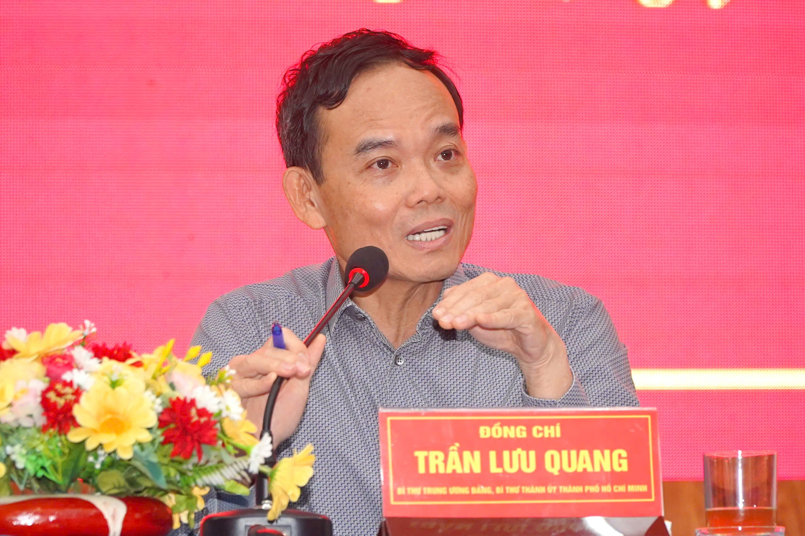 Thông tin nổi bật tại TPHCM 16-12: Vận hành bến xe buýt Lê Minh Xuân - Ảnh 1.