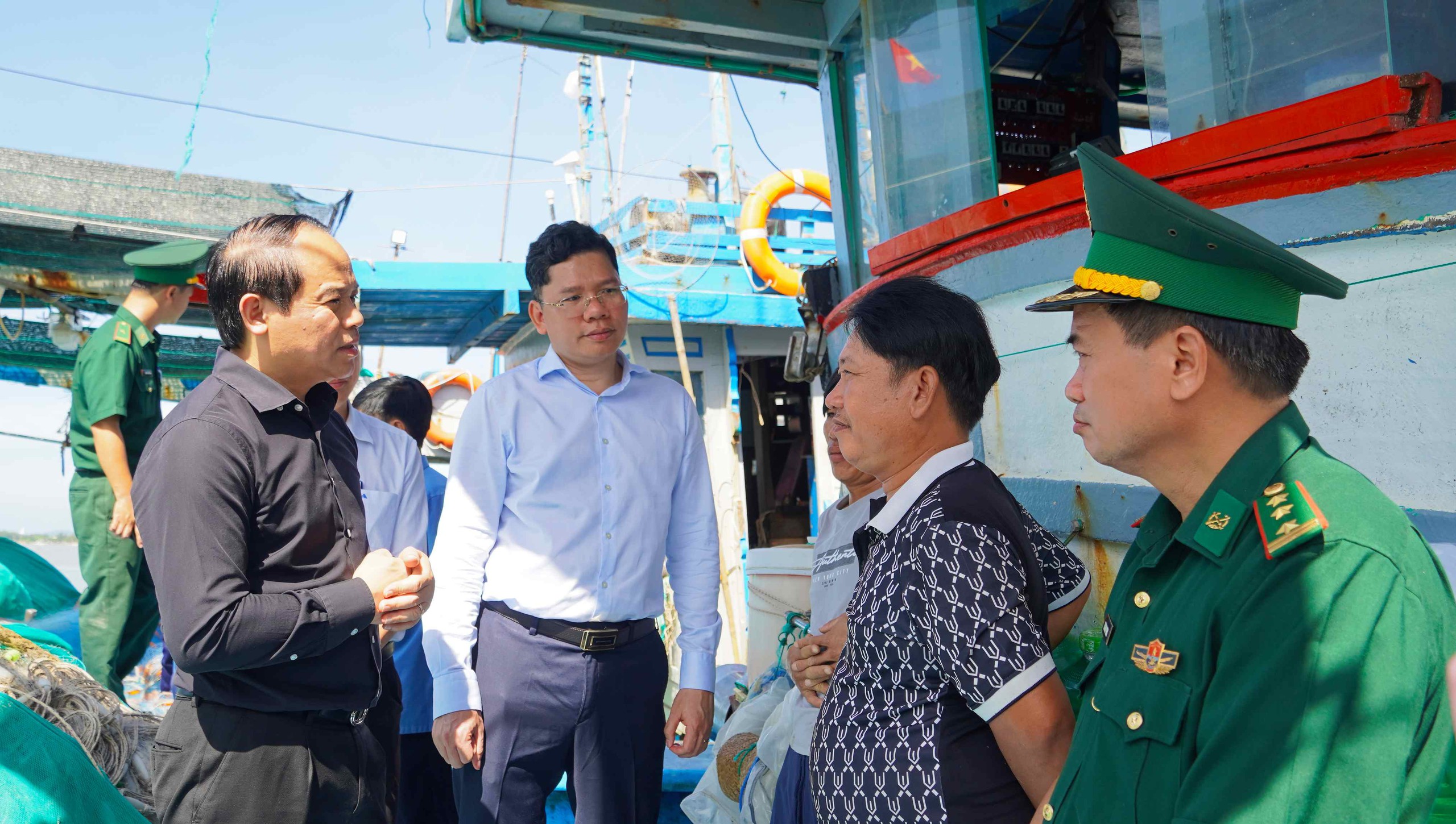 Đo&agrave;n C&ocirc;ng t&aacute;c của Thanh tra Ch&iacute;nh phủ l&agrave;m việc về chống khai th&aacute;c IUU tại TPHCM - Ảnh 1.