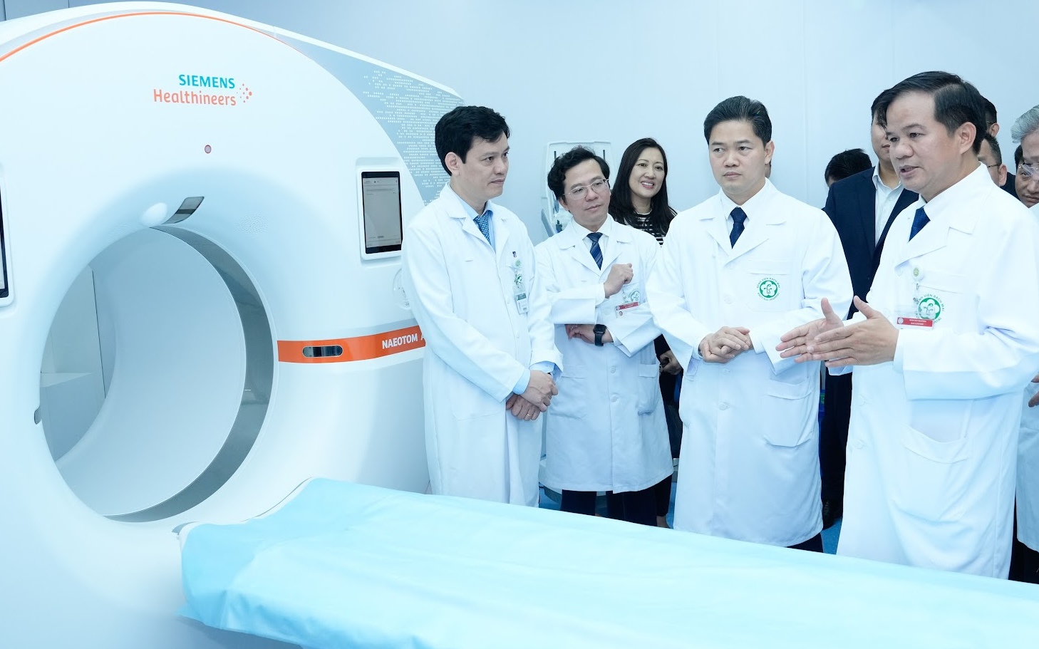 Bệnh viện công đầu tiên tại Việt Nam vận hành thiết bị y tế hiện đại bậc nhất thế giới