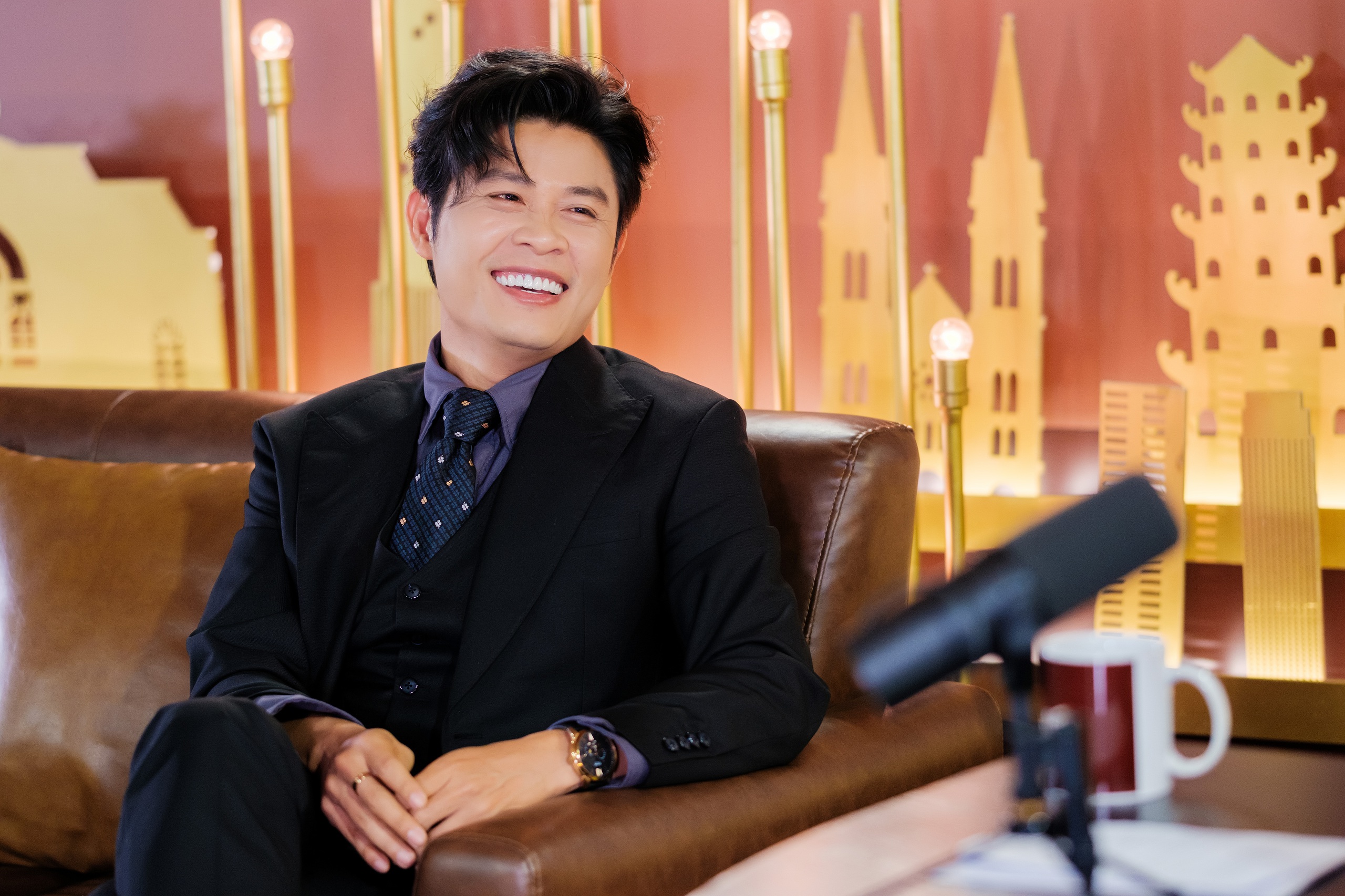 Nguyễn Văn Chung mua nh&agrave; nhờ hit gần 7 tỷ view - Ảnh 1.