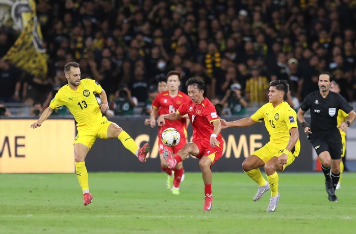 Bê bối "nhập tịch gian lận", FIFA xử Malaysia thua 3 trận - Ảnh 2.
