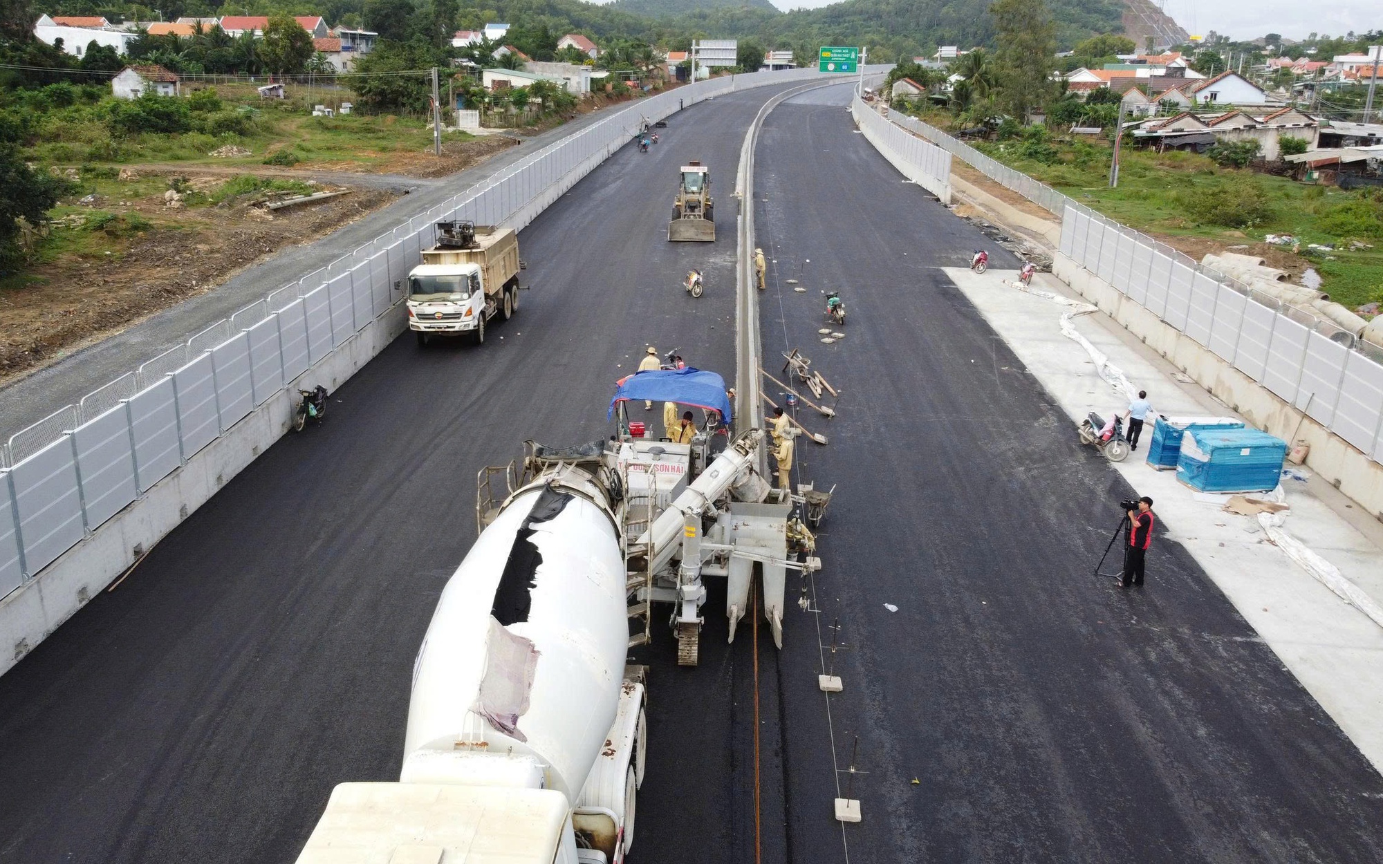 Đột phá hạ tầng, kiến tạo vị thế: Khởi sắc nhờ các tuyến cao tốc