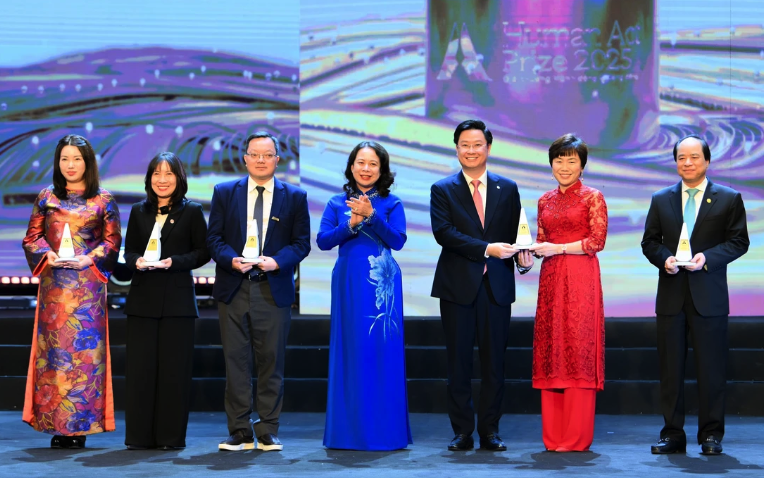 Giải thưởng Hành động vì cộng đồng 2025 vinh danh 25 dự án, ý tưởng, cá nhân - Ảnh 1.
