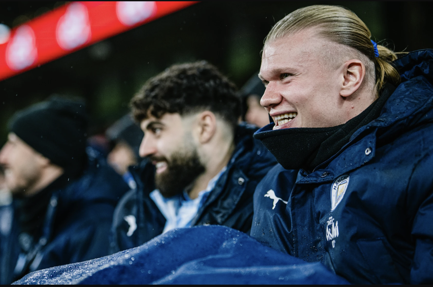 Nhẹ nh&agrave;ng vượt ải Brentford, Man City thẳng tiến b&aacute;n kết League Cup - Ảnh 5.
