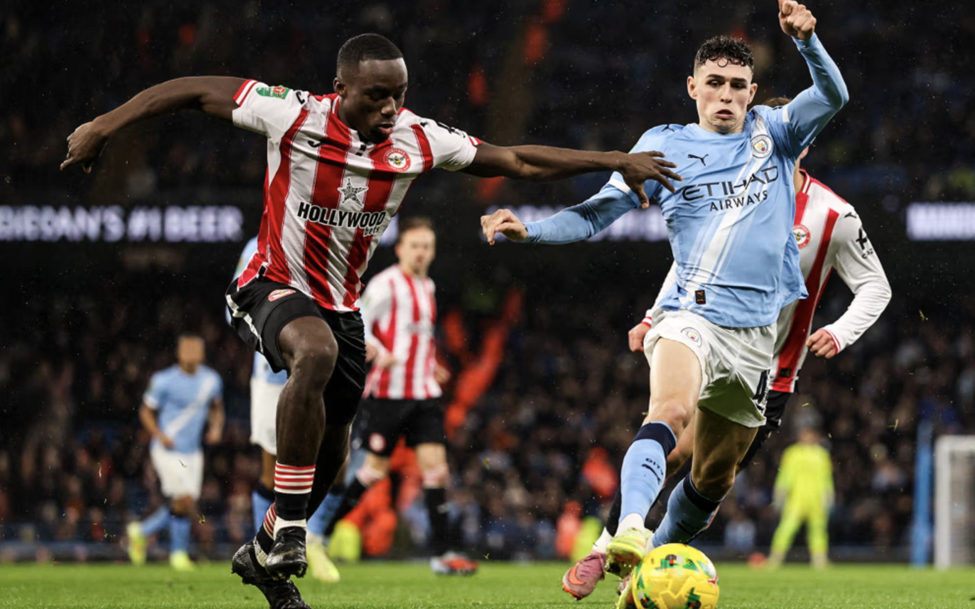 Nhẹ nhàng vượt ải Brentford, Man City thẳng tiến bán kết League Cup