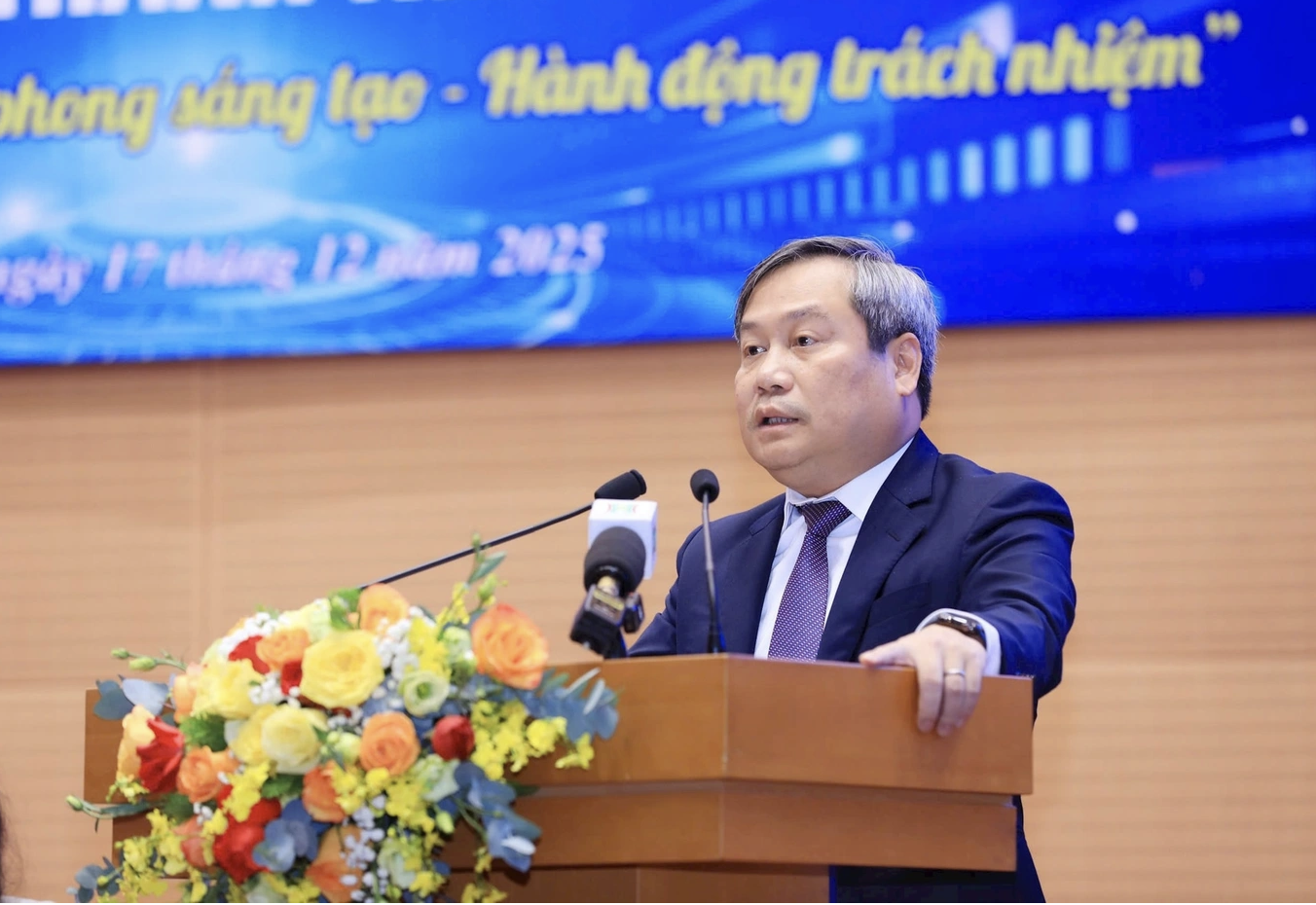 H&agrave; Nội sẽ "đ&agrave;o tạo nh&acirc;n lực tinh hoa" - Ảnh 2.