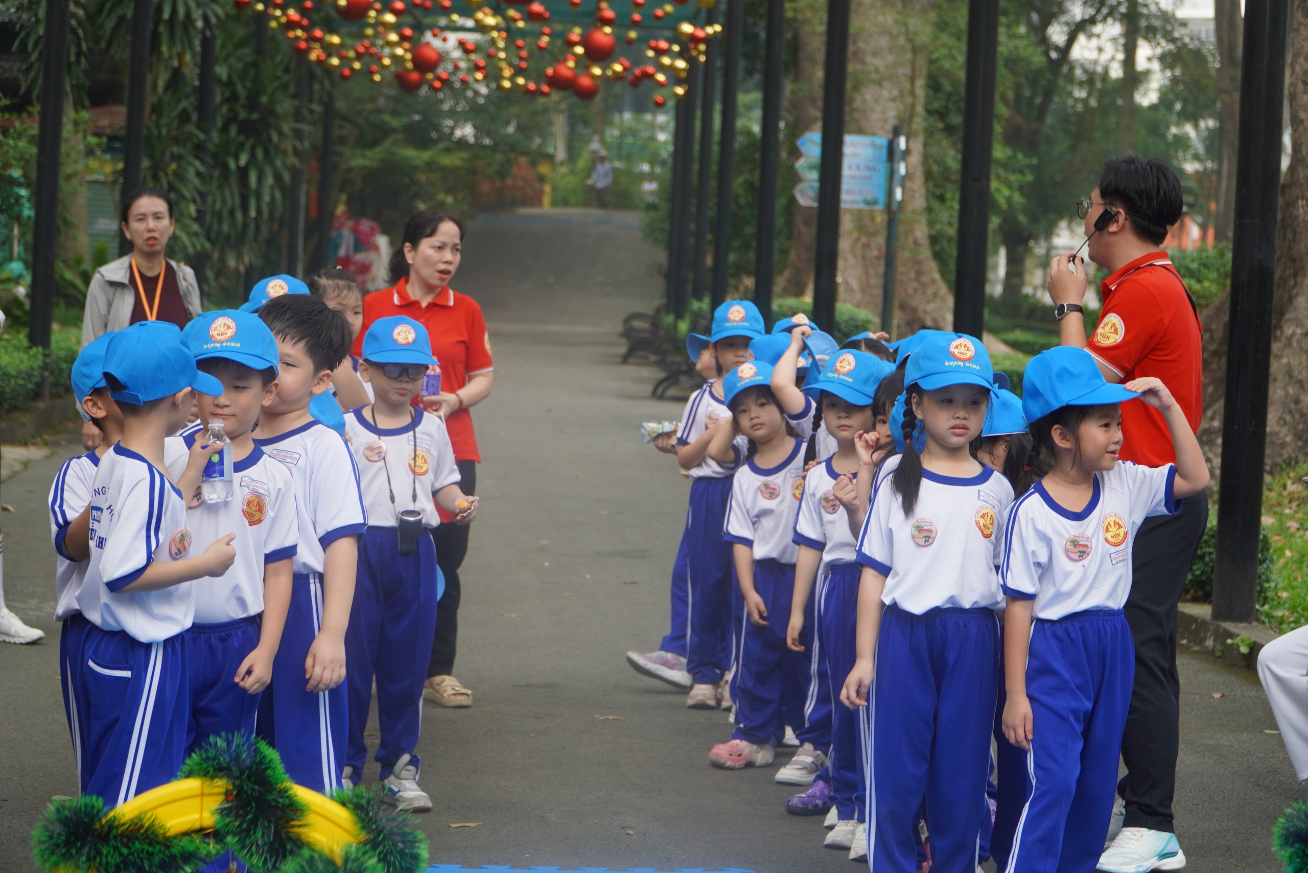 "Phường Sài Gòn trong mắt em": Mỗi ngày đều đi qua mà như lần đầu được khám phá - Ảnh 2.