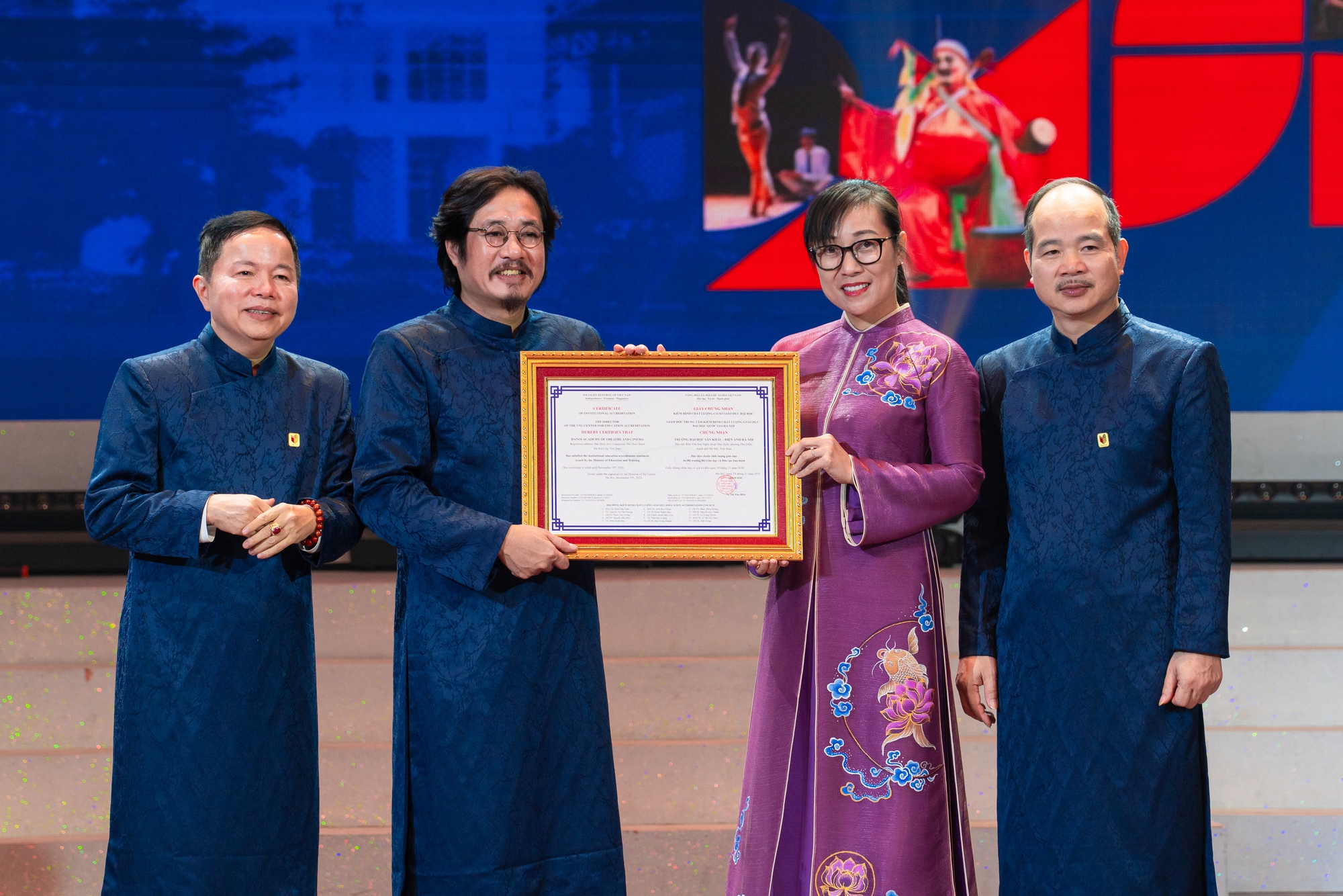 Trường Đại học S&acirc;n khấu &ndash; Điện ảnh H&agrave; Nội: 45 năm bền bỉ vun đắp "c&aacute;i n&ocirc;i" của nghệ thuật Việt - Ảnh 1.