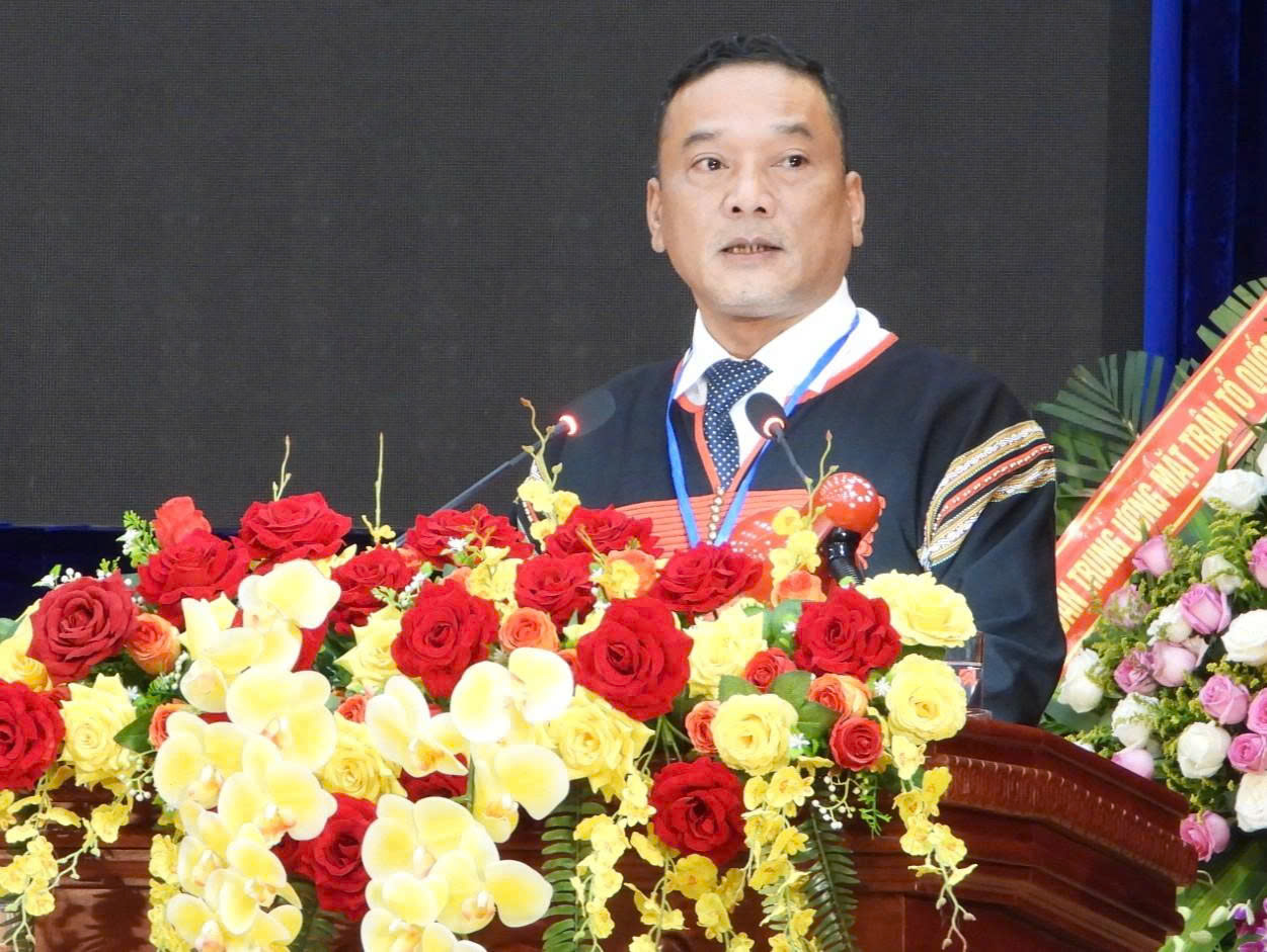 Ông Y Giang Gry Niê Knơng giữ chức Chủ tịch ủy ban Mặt trận Tổ quốc Đắk Lắk - Ảnh 2.