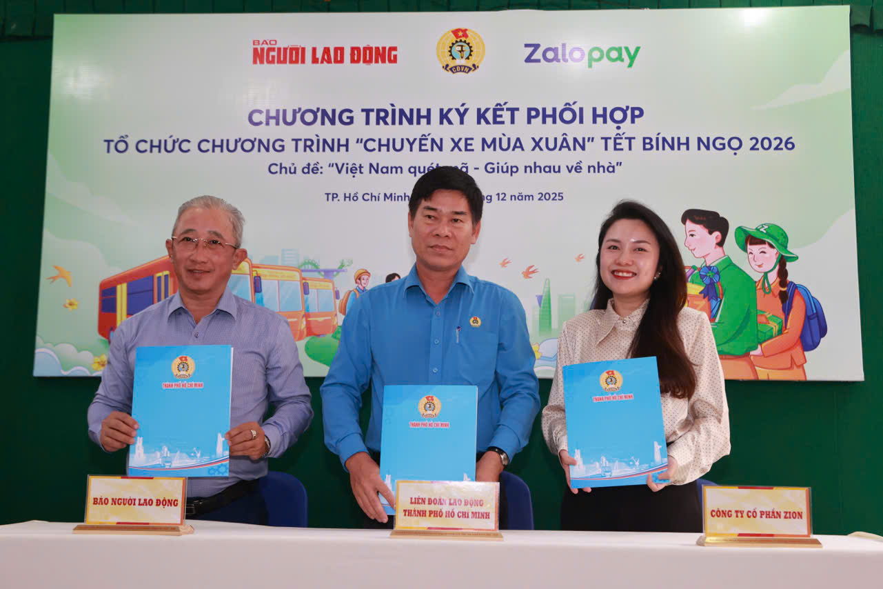 Khởi động chương tr&igrave;nh 