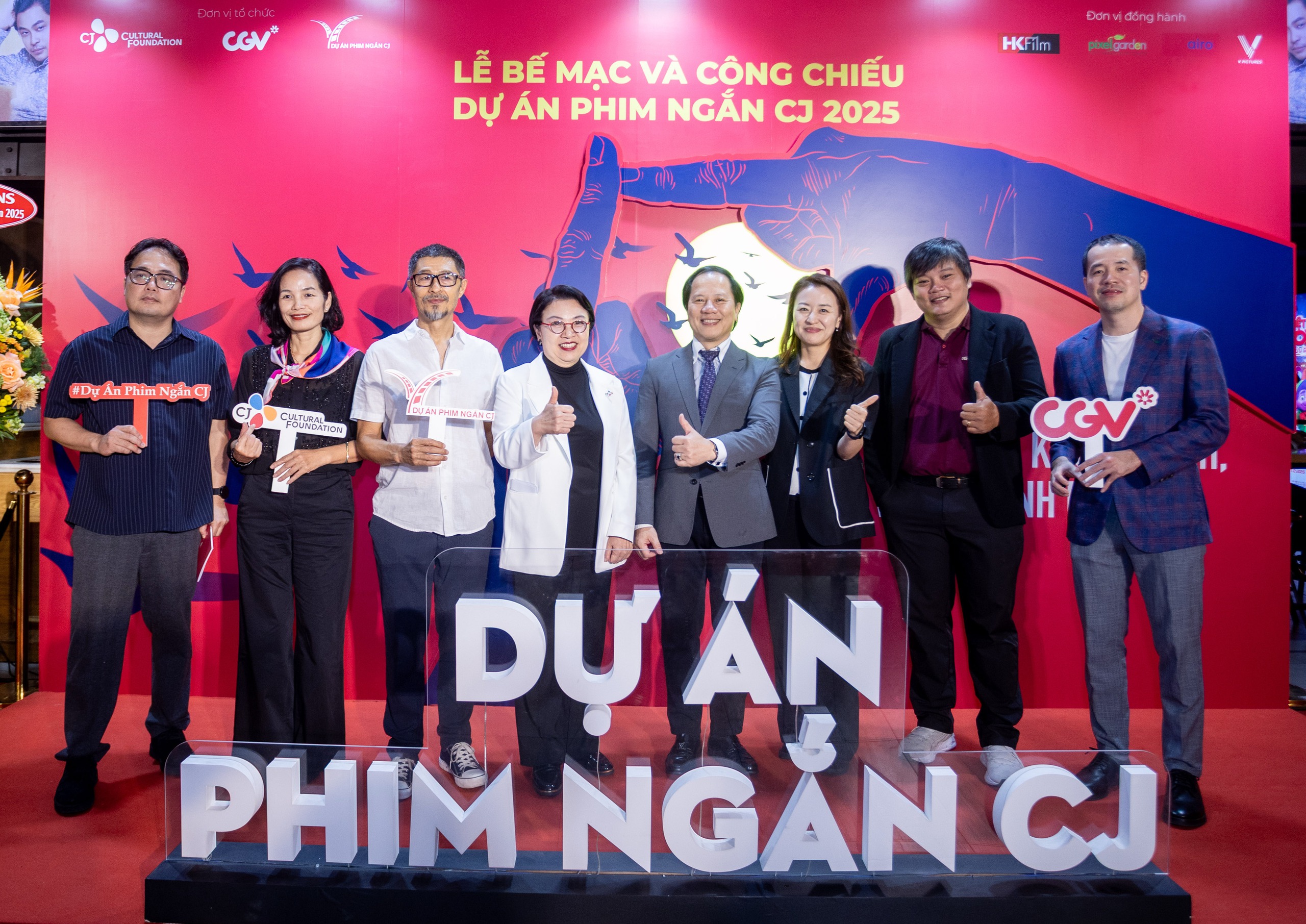 Đạo diễn Charlie Nguyễn, Trần Thanh Huy&hellip; chung tay c&ugrave;ng người trẻ - Ảnh 1.