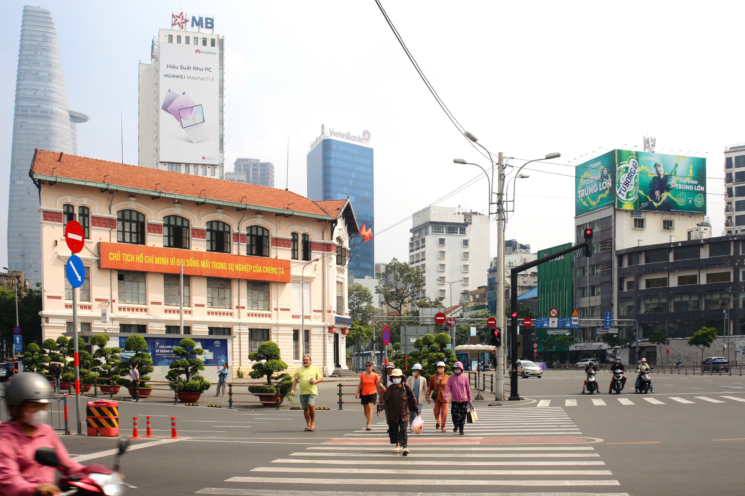 Dự b&aacute;o thời tiết h&ocirc;m nay, 19-12: TPHCM c&oacute; chất lượng kh&ocirc;ng kh&iacute; k&eacute;m - Ảnh 1.