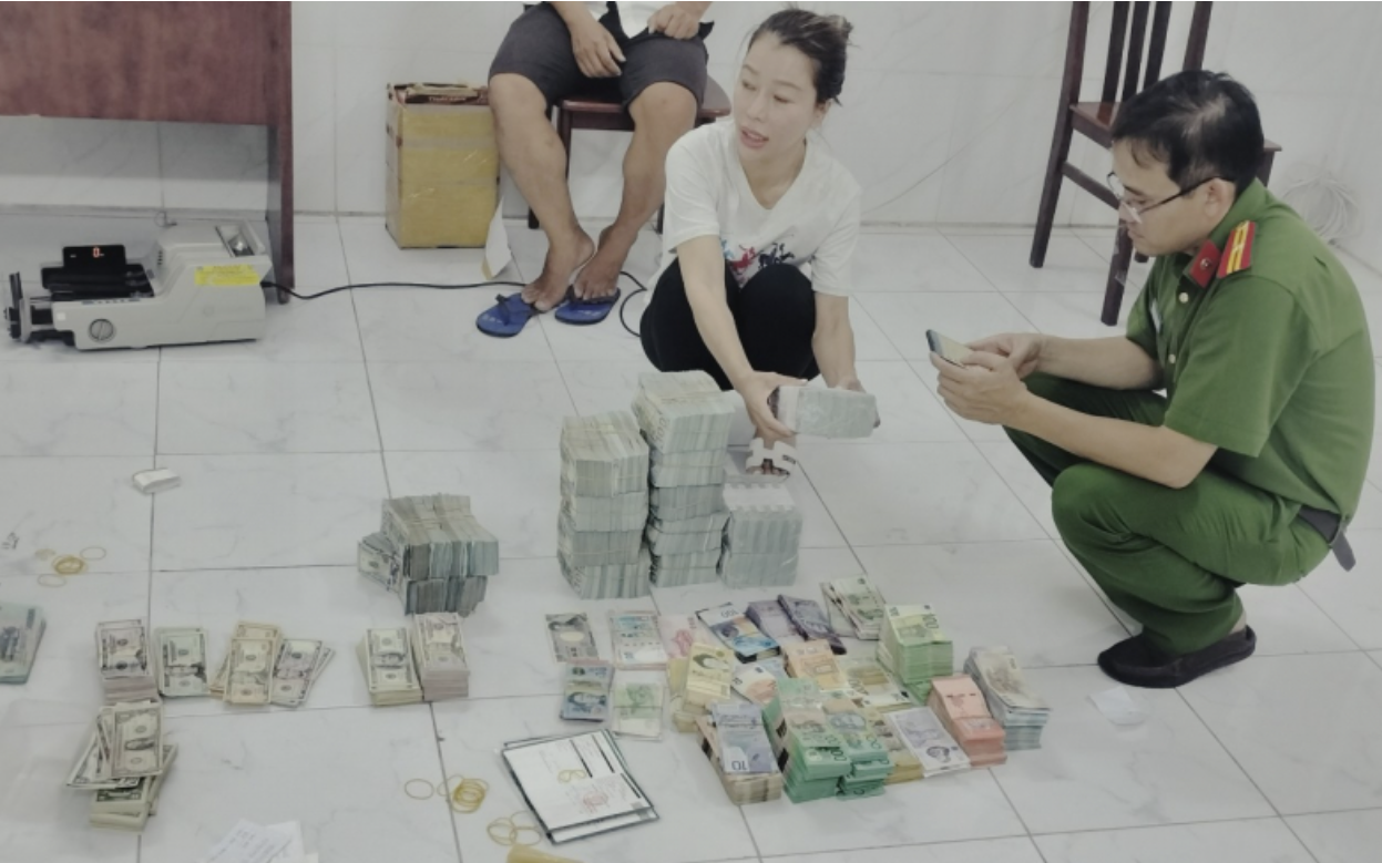 Công an TPHCM truy nã một phụ nữ rửa tiền qua Campuchia - Ảnh 2.