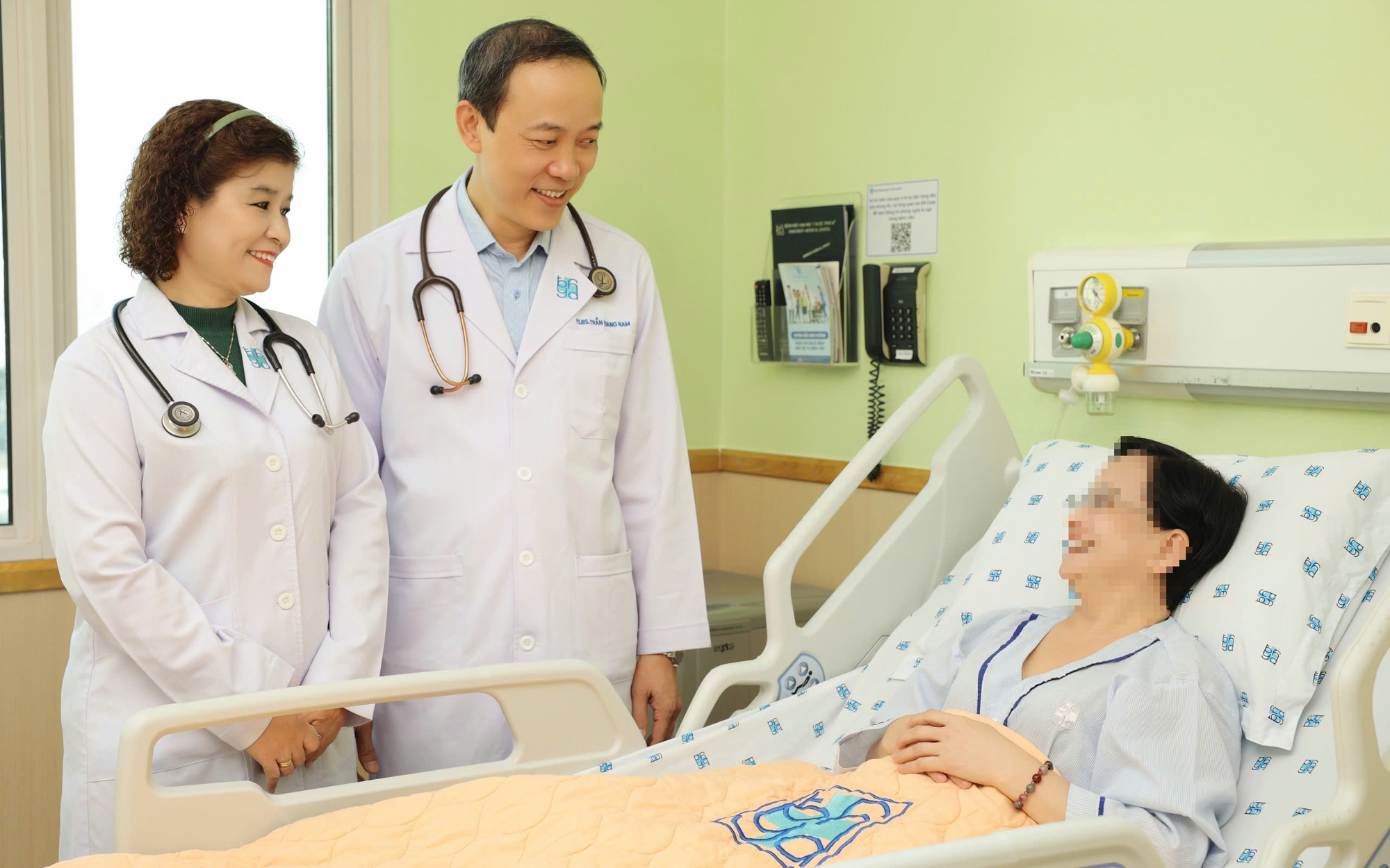 Chuyên gia lý giải chuyện bốc hỏa chốn phòng the ở phụ nữ