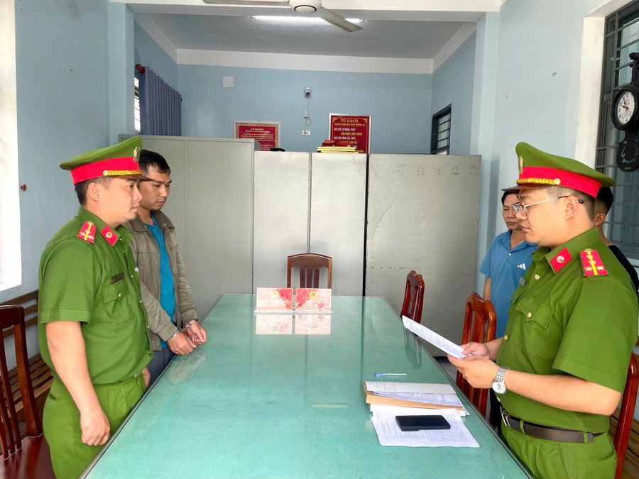 Gia Lai: Khởi tố, bắt tạm giam thanh niên chém người vì mâu thuẫn trên Facebook - Ảnh 1.