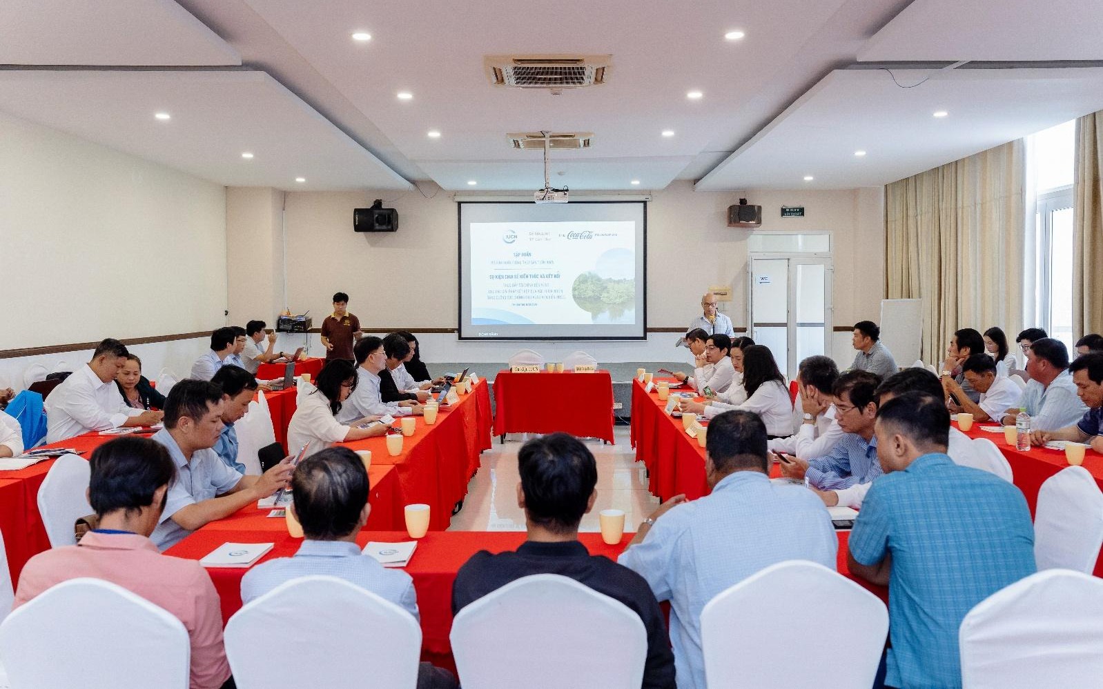 Quỹ Coca-Cola và IUCN chung tay tăng cường sức chống chịu vùng ven biển