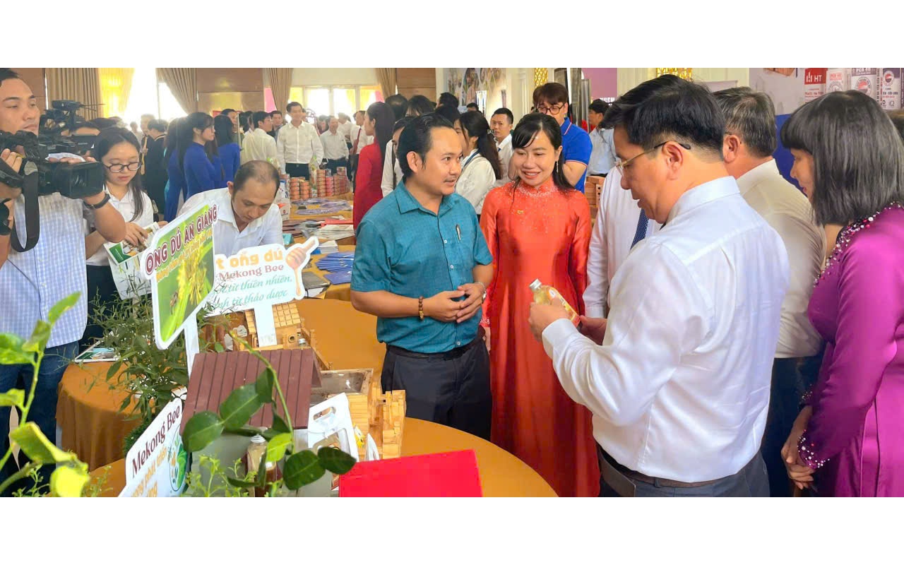 Đào tạo kỹ năng số cho thanh niên dân tộc thiểu số