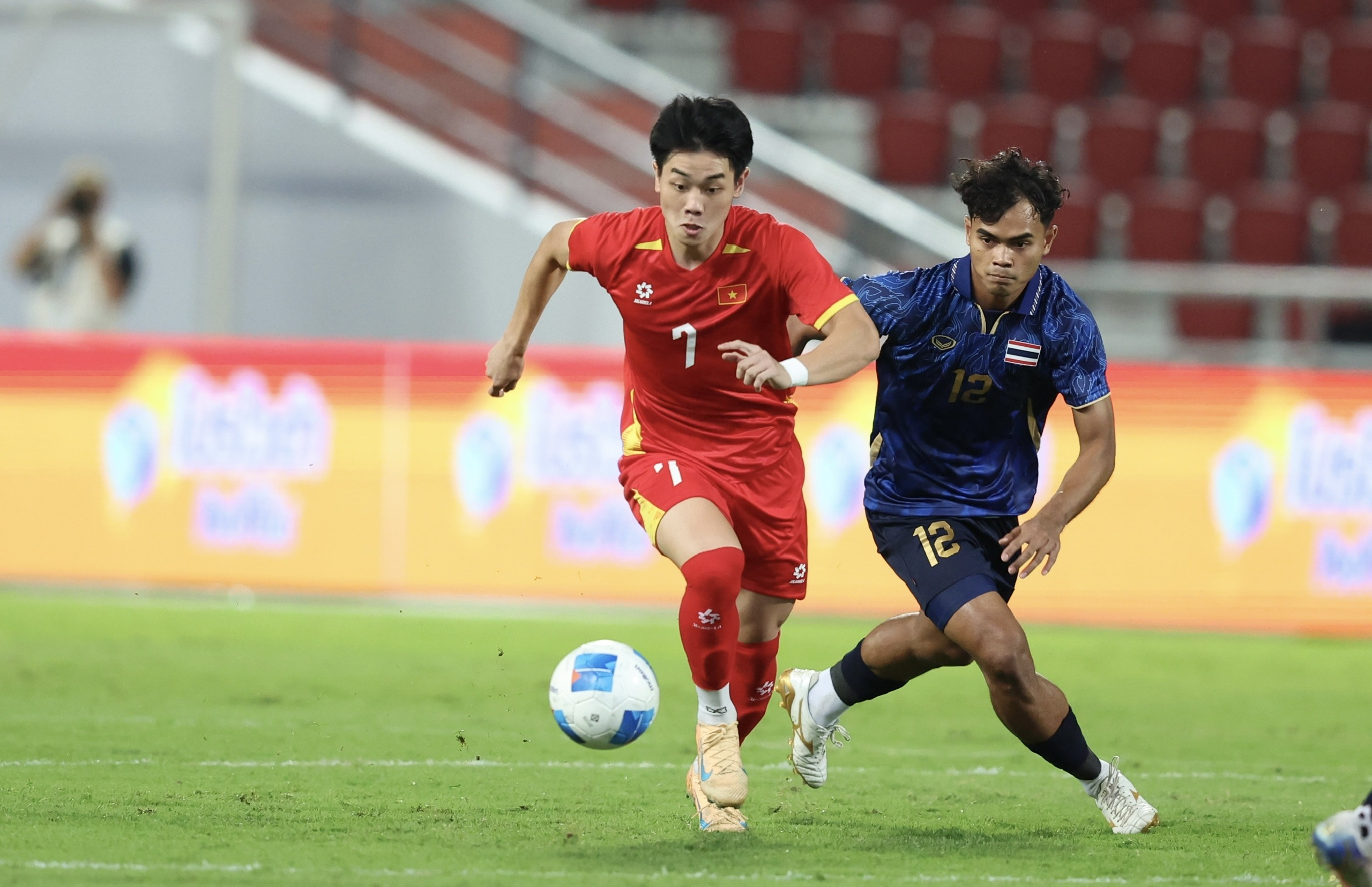 Nguyễn Đình Bắc tiếp tục "tỏa sáng" sau SEA Games 33 - Ảnh 1.