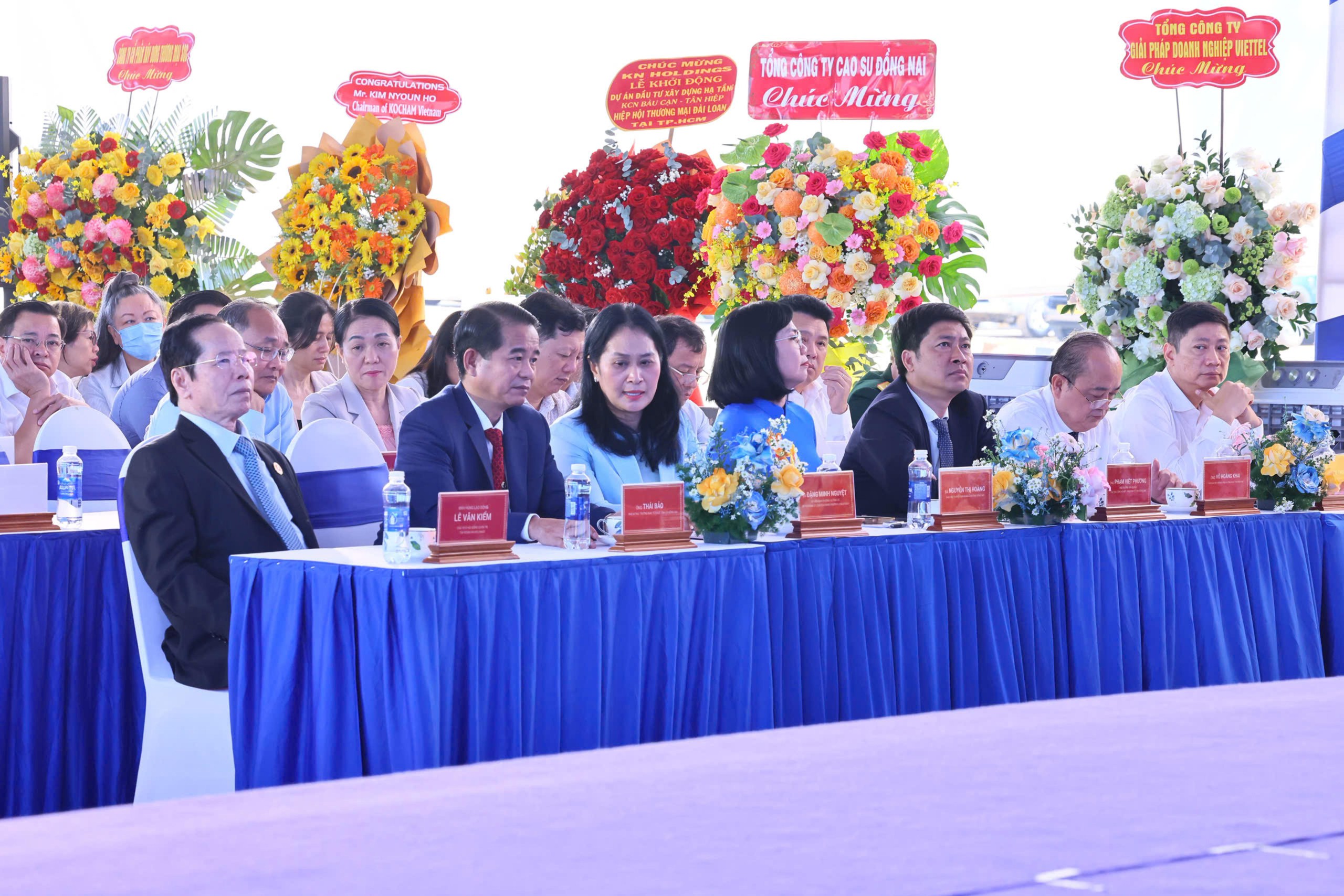 Ph&aacute;t biểu x&uacute;c động của l&atilde;nh đạo ACV tại lễ khai trương s&acirc;n bay Long Th&agrave;nh - Ảnh 10.