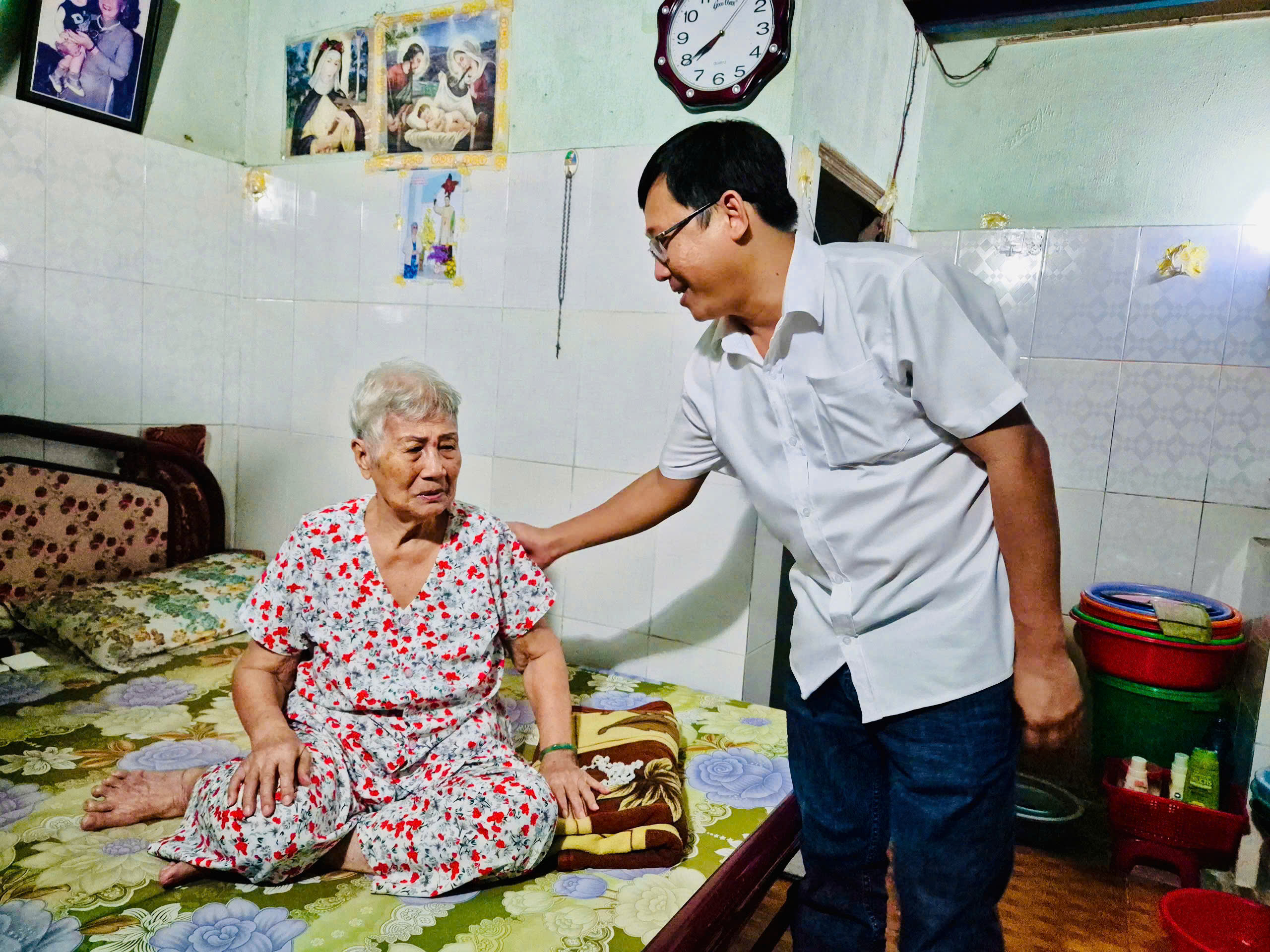 Những chủ trọ đầy nghĩa t&igrave;nh - Ảnh 1.