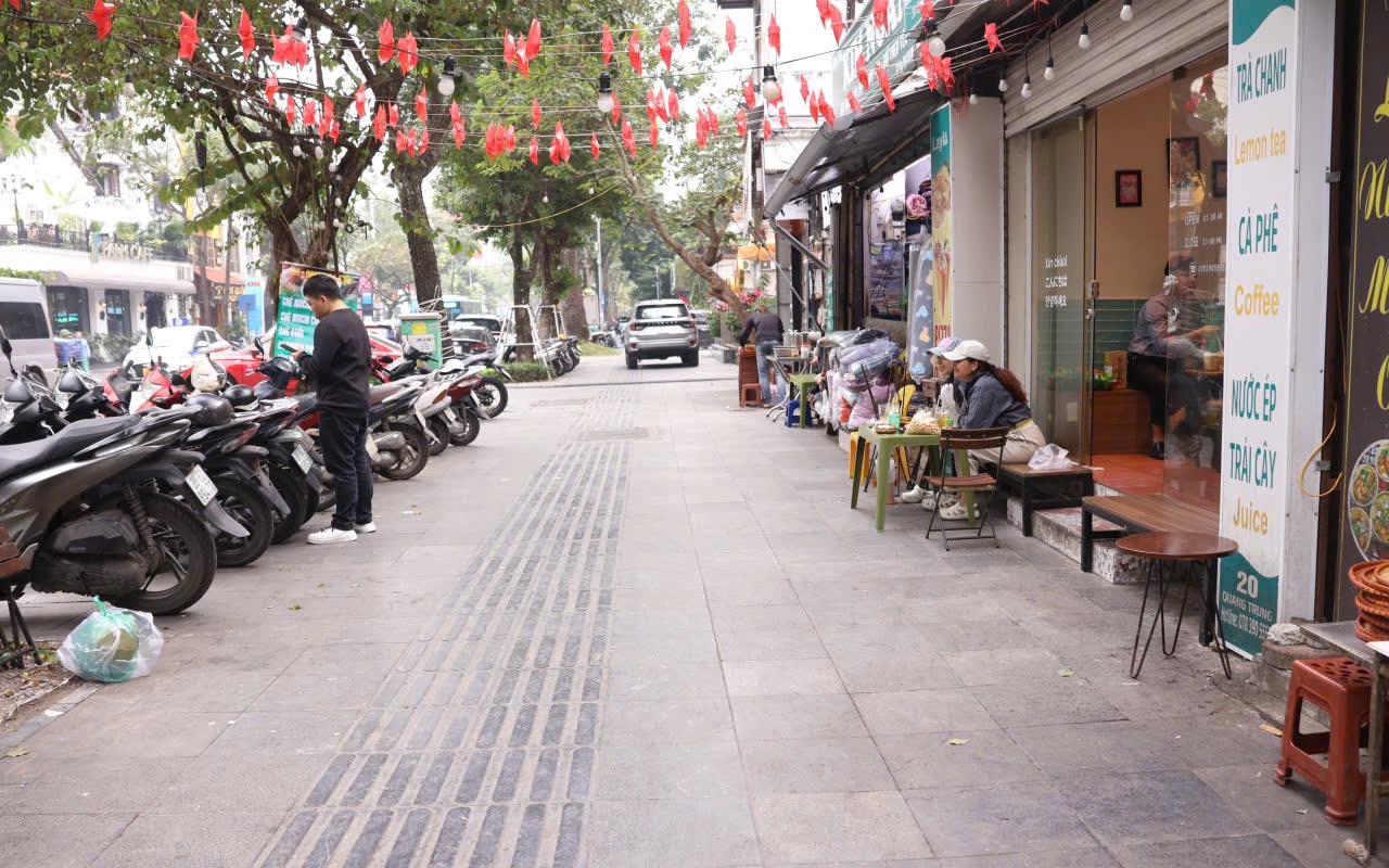 Kiên quyết với xâm phạm vỉa hè