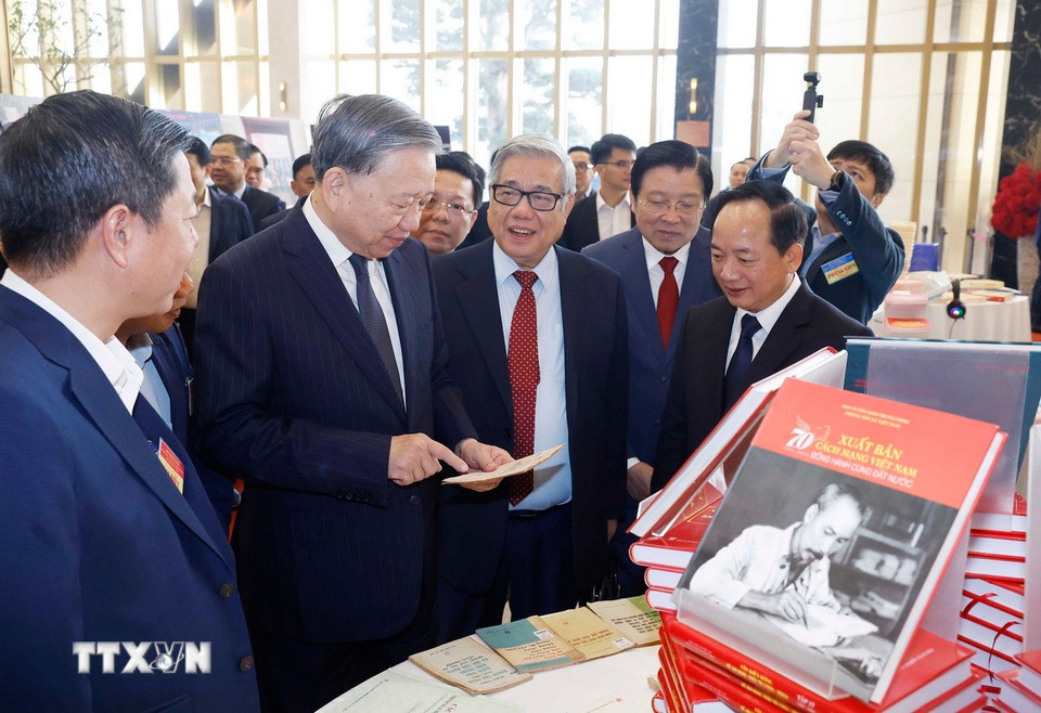 Tổng Bí thư Tô Lâm dự Hội nghị toàn quốc triển khai nhiệm vụ Tuyên giáo và Dân vận 2026 - Ảnh 1.