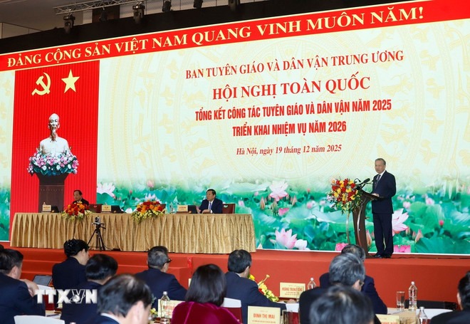 Tổng B&iacute; thư T&ocirc; L&acirc;m: X&acirc;y dựng đội ngũ c&aacute;n bộ tuy&ecirc;n gi&aacute;o, d&acirc;n vận "chuy&ecirc;n t&acirc;m, thạo việc" - Ảnh 2.