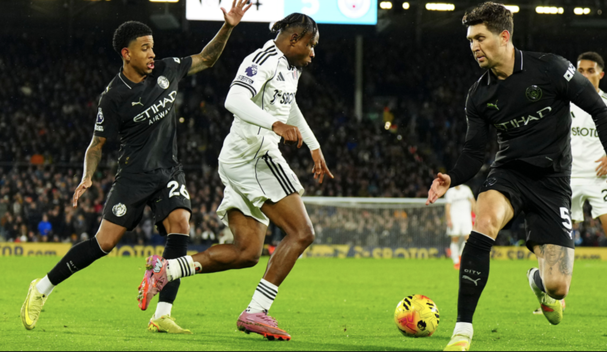 Haaland chạm tay kỷ lục, Man City thắng nghẹt thở Fulham - Ảnh 7.