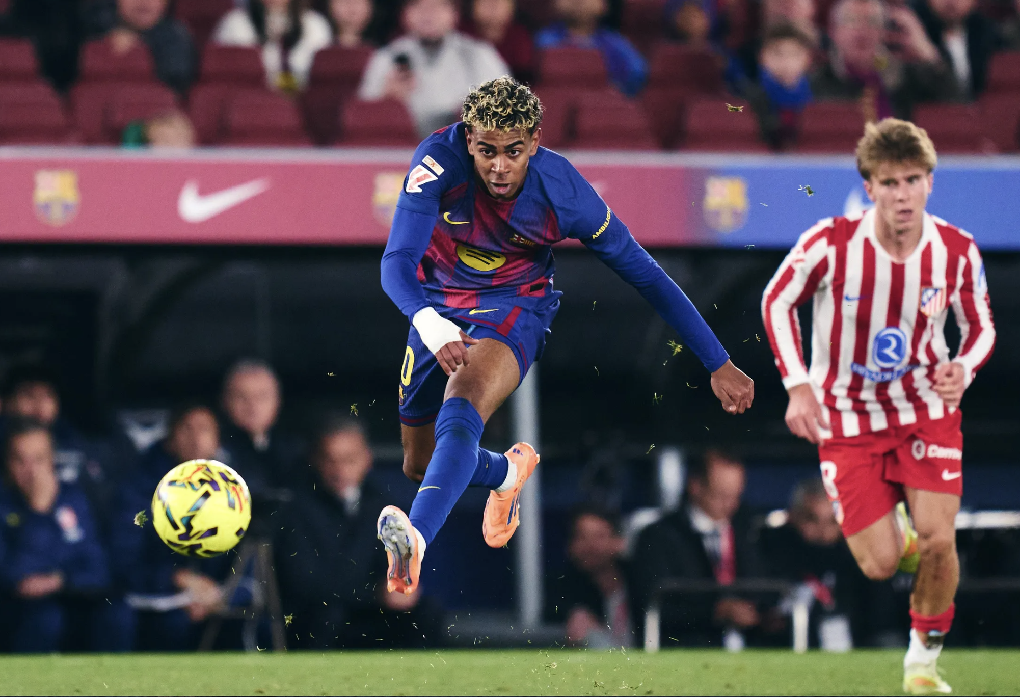 Barcelona ngược d&ograve;ng hạ Atl&eacute;tico, vững ng&ocirc;i đầu LaLiga - Ảnh 4.