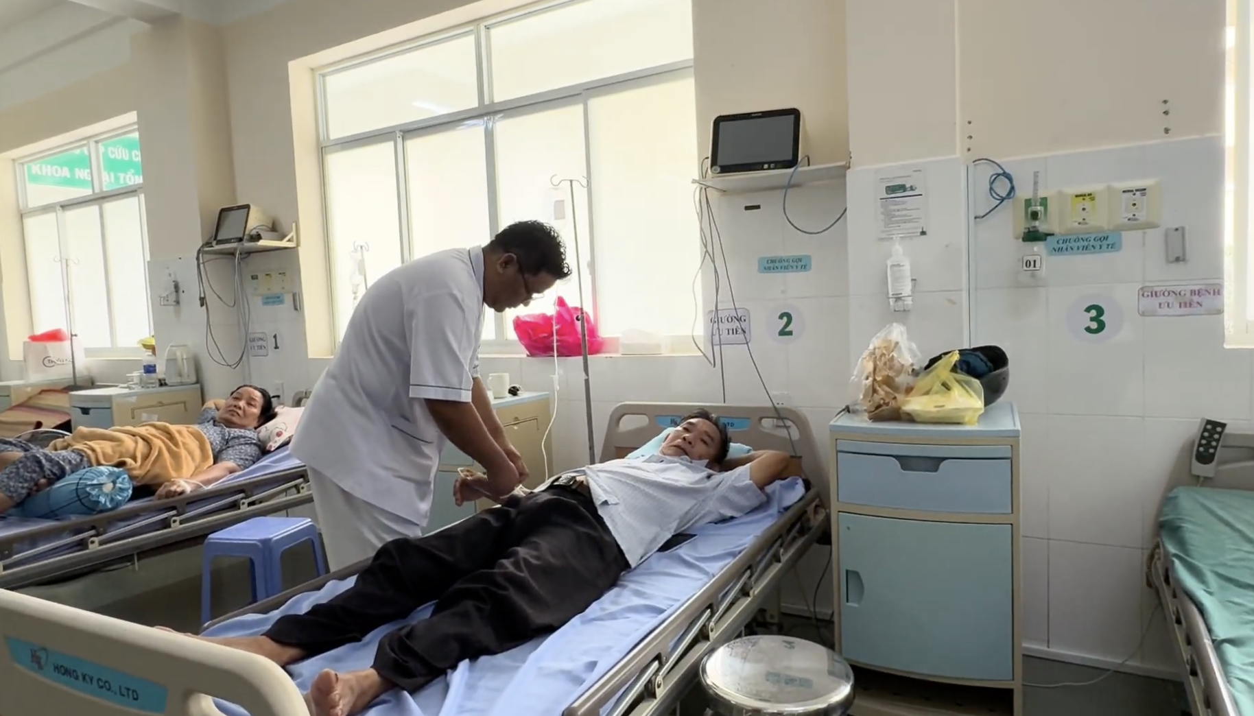 Bệnh viện Từ Dũ cơ sở 2: 3 tuần thử vận h&agrave;nh thử nghiệm lượt kh&aacute;m tăng 4 lần, chuyển viện giảm mạnh - Ảnh 9.