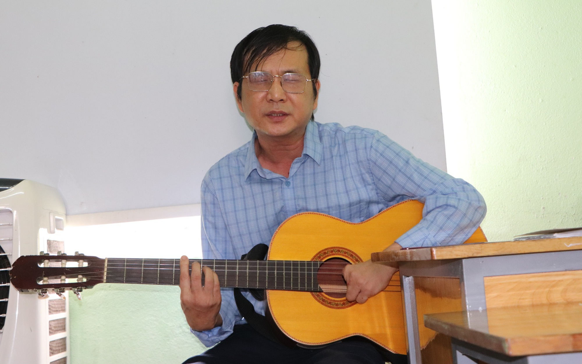 CLIP: Chuyện thầy giáo khiếm thị Đặng Ngọc Duy 