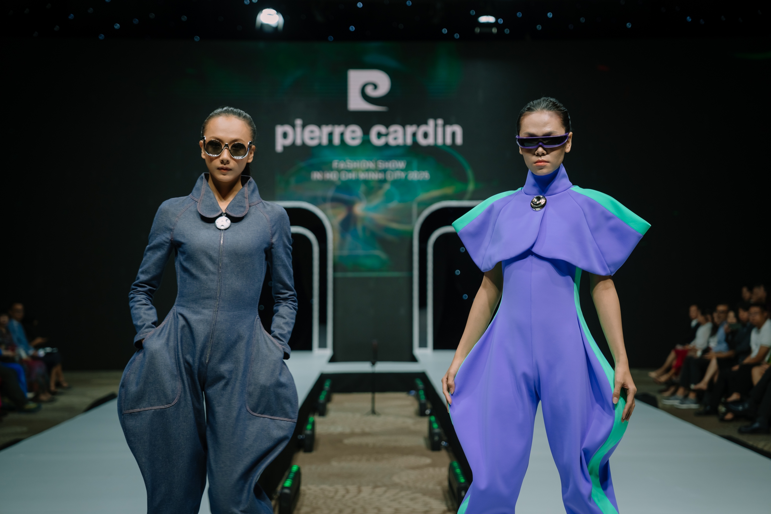60 mẫu thiết kế Haute Couture "đ&atilde; mắt" ở Pierre Cardin Fashion Show 2025  - Ảnh 2.