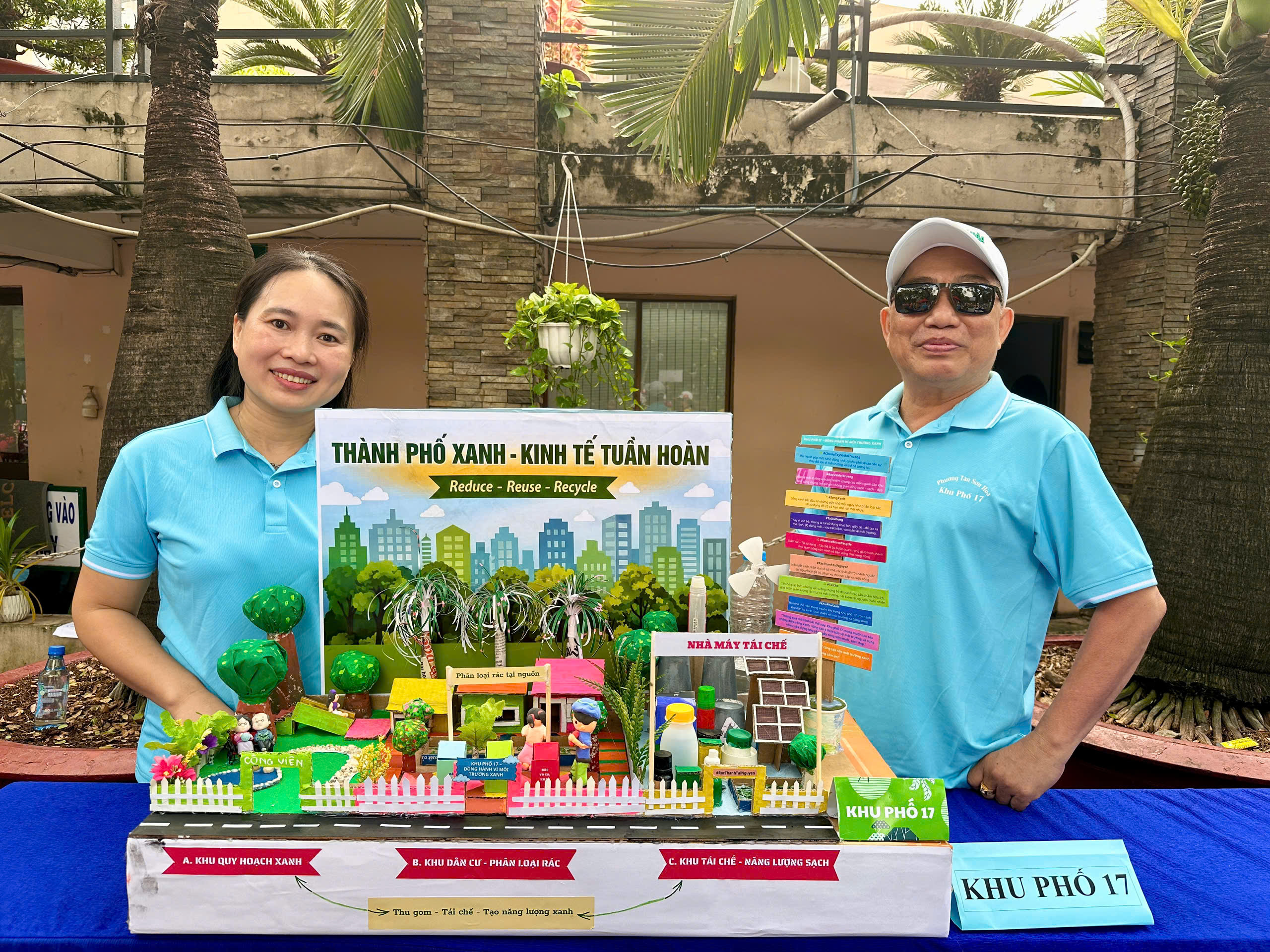 Ngắm những &ldquo;Kho b&aacute;u từ r&aacute;c&rdquo; tại một phường của TPHCM - Ảnh 3.