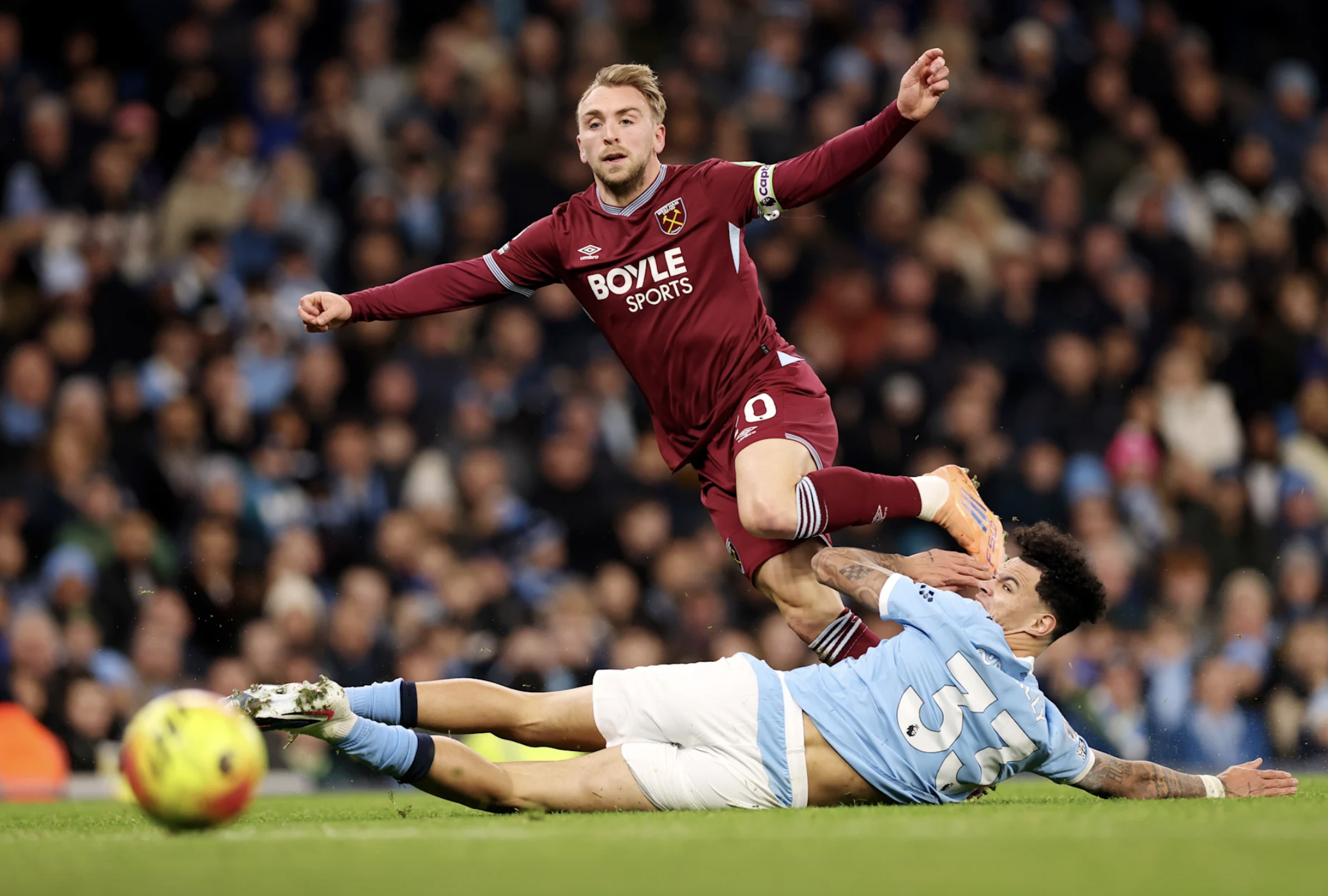 Haaland b&ugrave;ng nổ c&uacute; đ&uacute;p, Man City thắng nghiền &eacute;p West Ham - Ảnh 3.